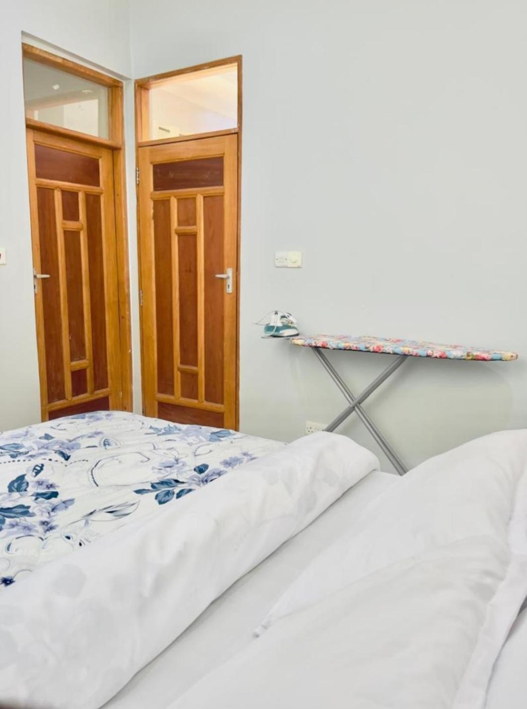 Lenzo properties