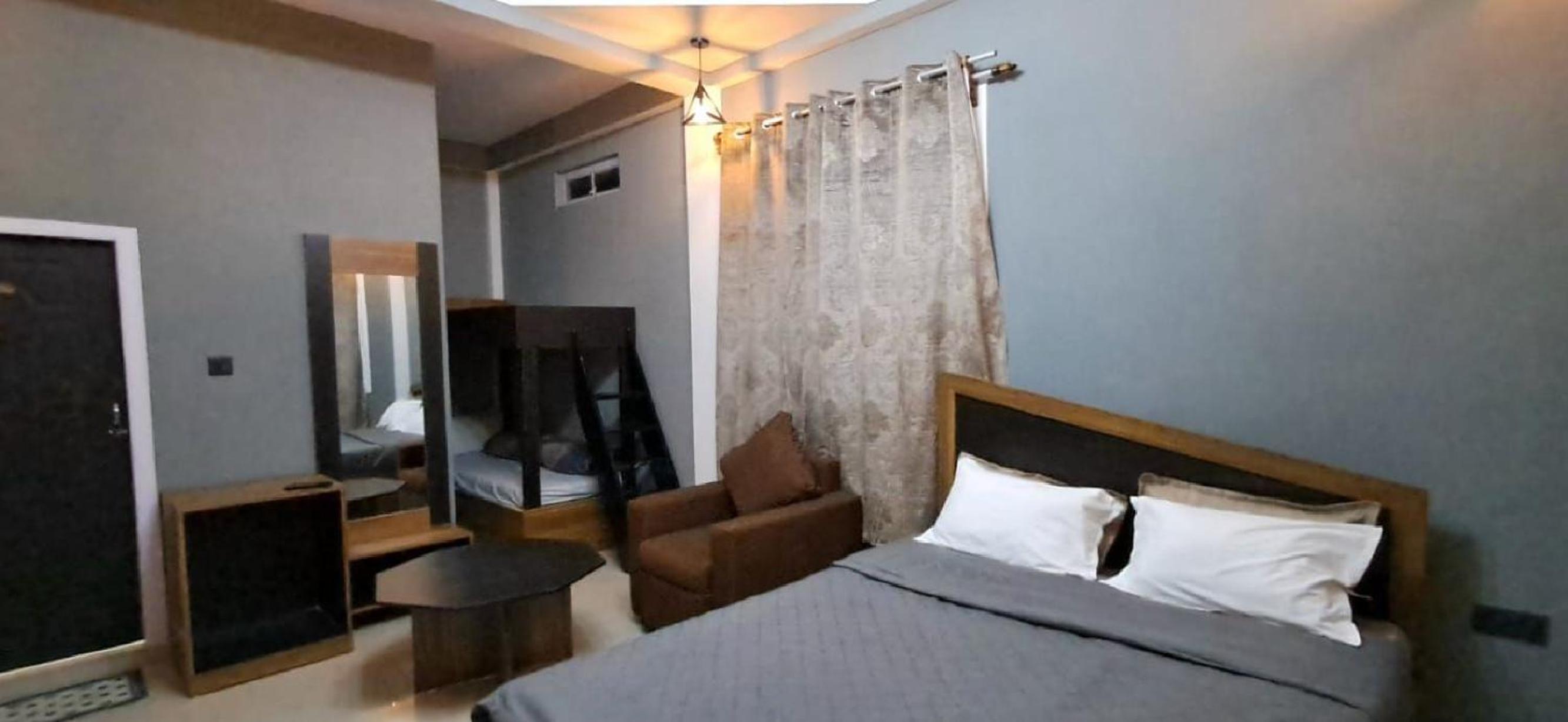 hotel room