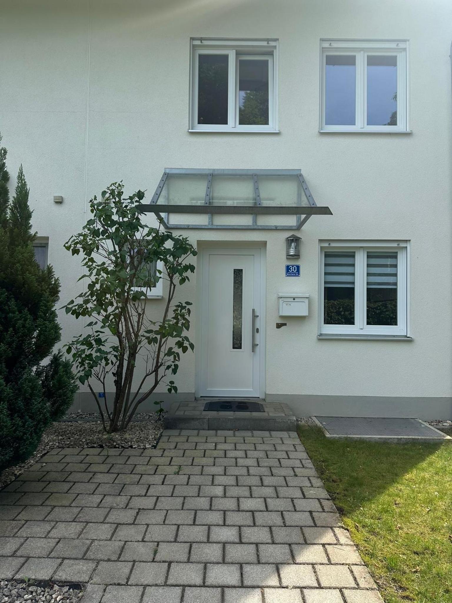 Luxus pur Endhaus 3SZ mit Garten,Kamin, Klima,