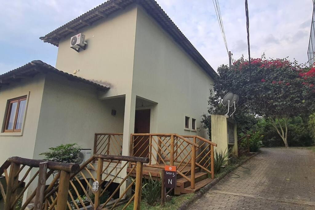 Hotel Bangalô duplex, vista para o mar, Yacamim, Praia do Curral, Ilhabela - Image 1
