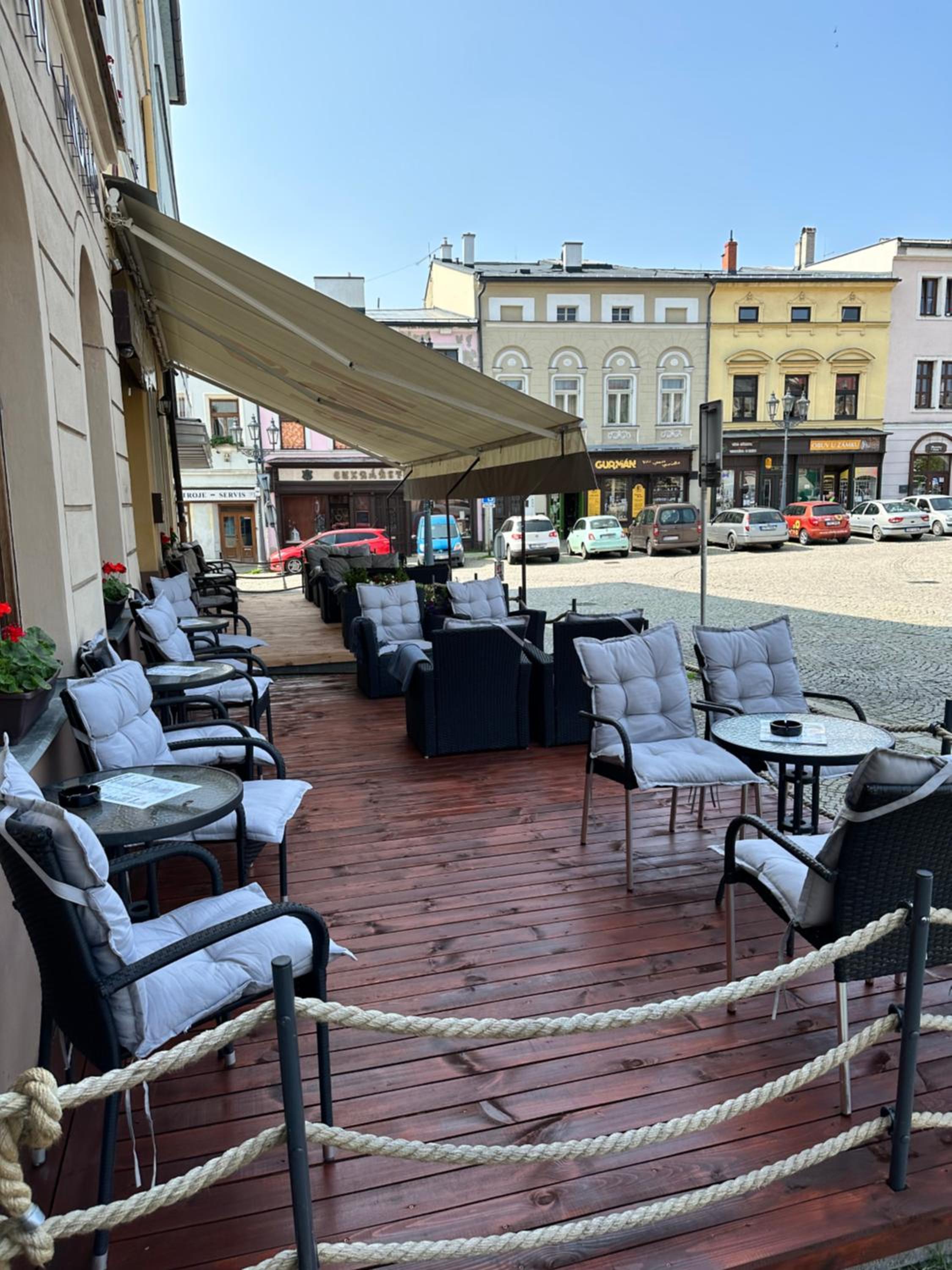 Studia MAXIM