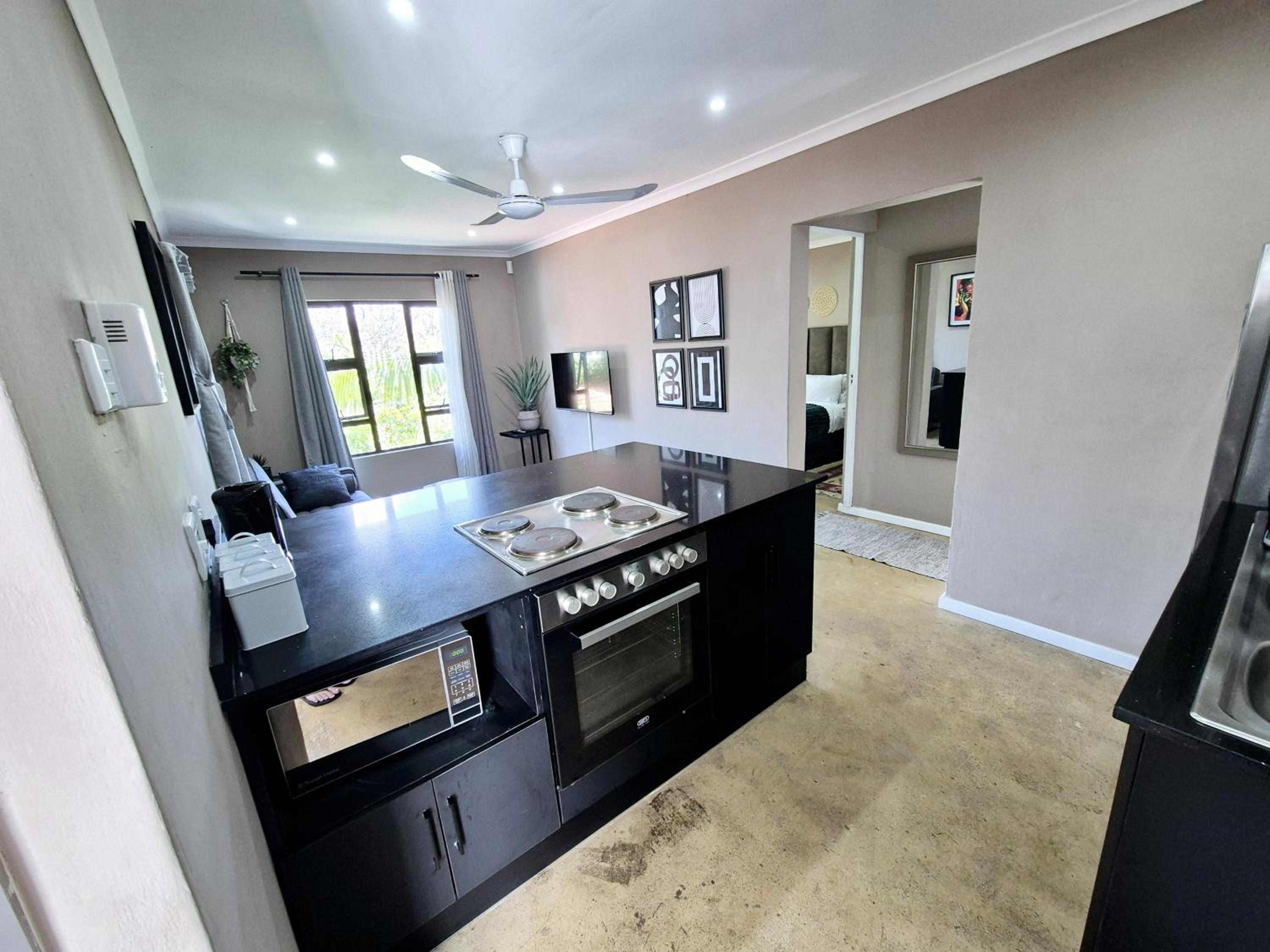 1 Bedroom Apartment - Unit 1 loadshedding free view 2