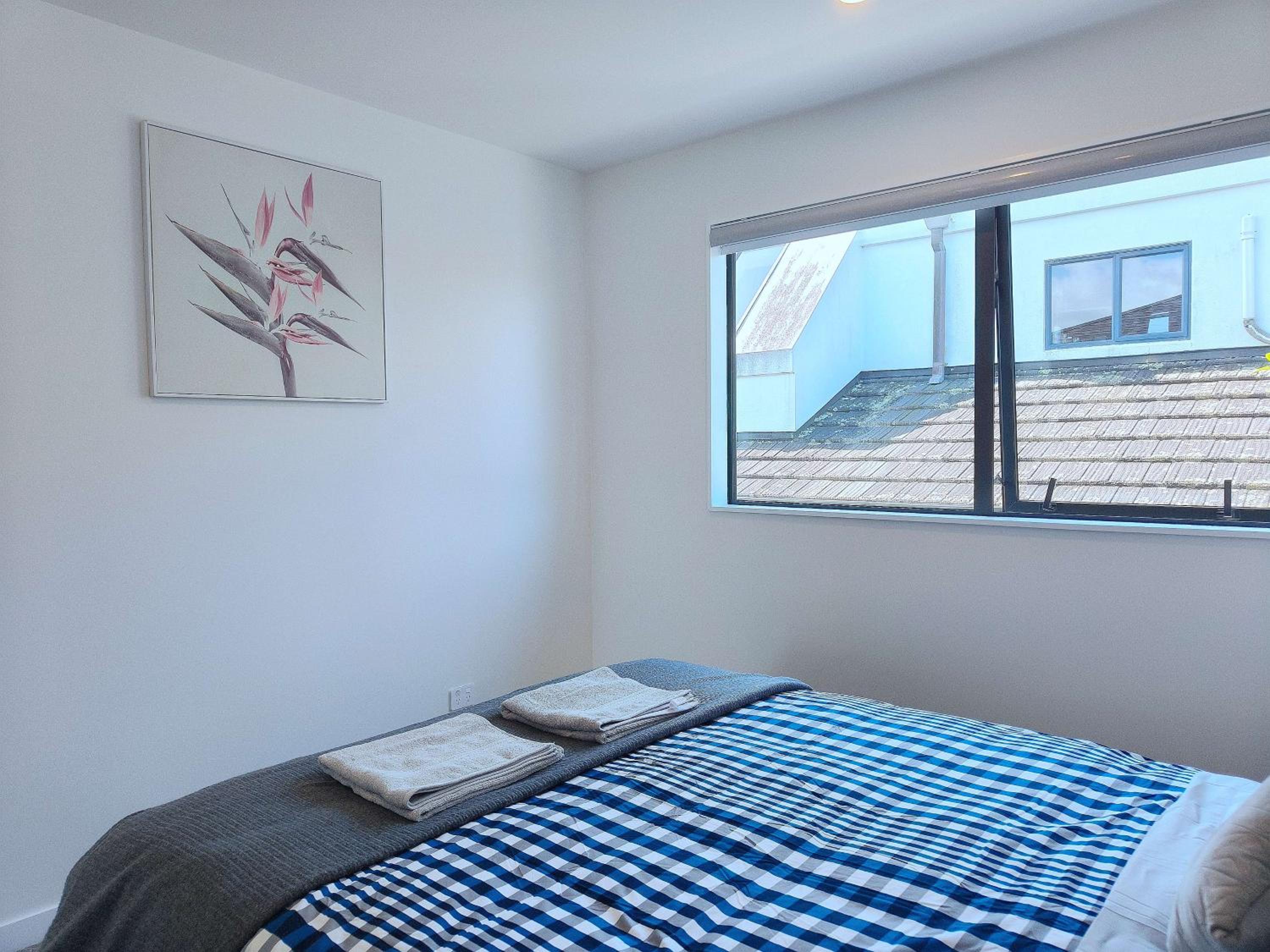 Stylish Family Retreat in Hillcrest Spa 4 Bedroom and Playroom