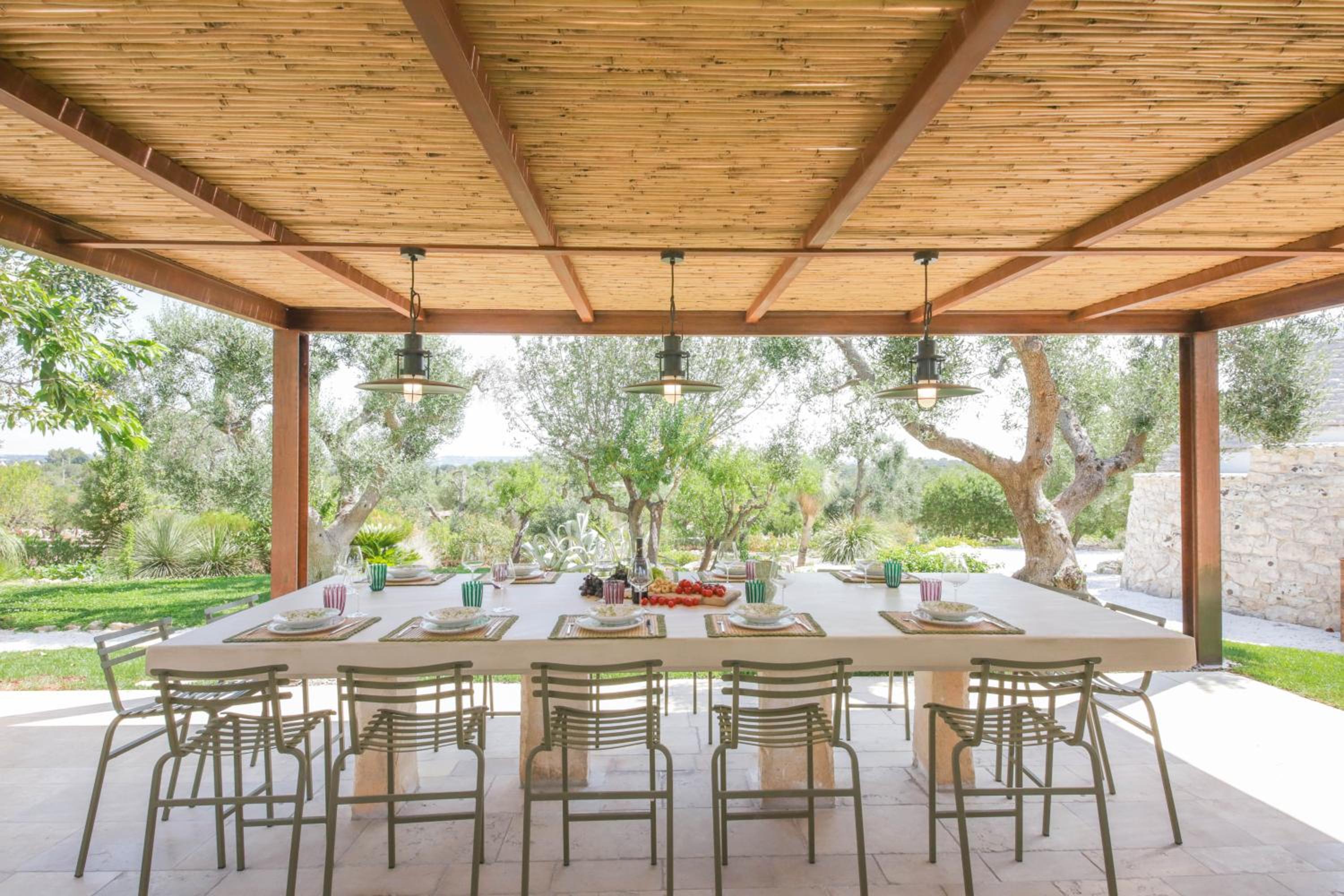 TD Trulli Amabilia Design Luxury Trulli with Pool view 3