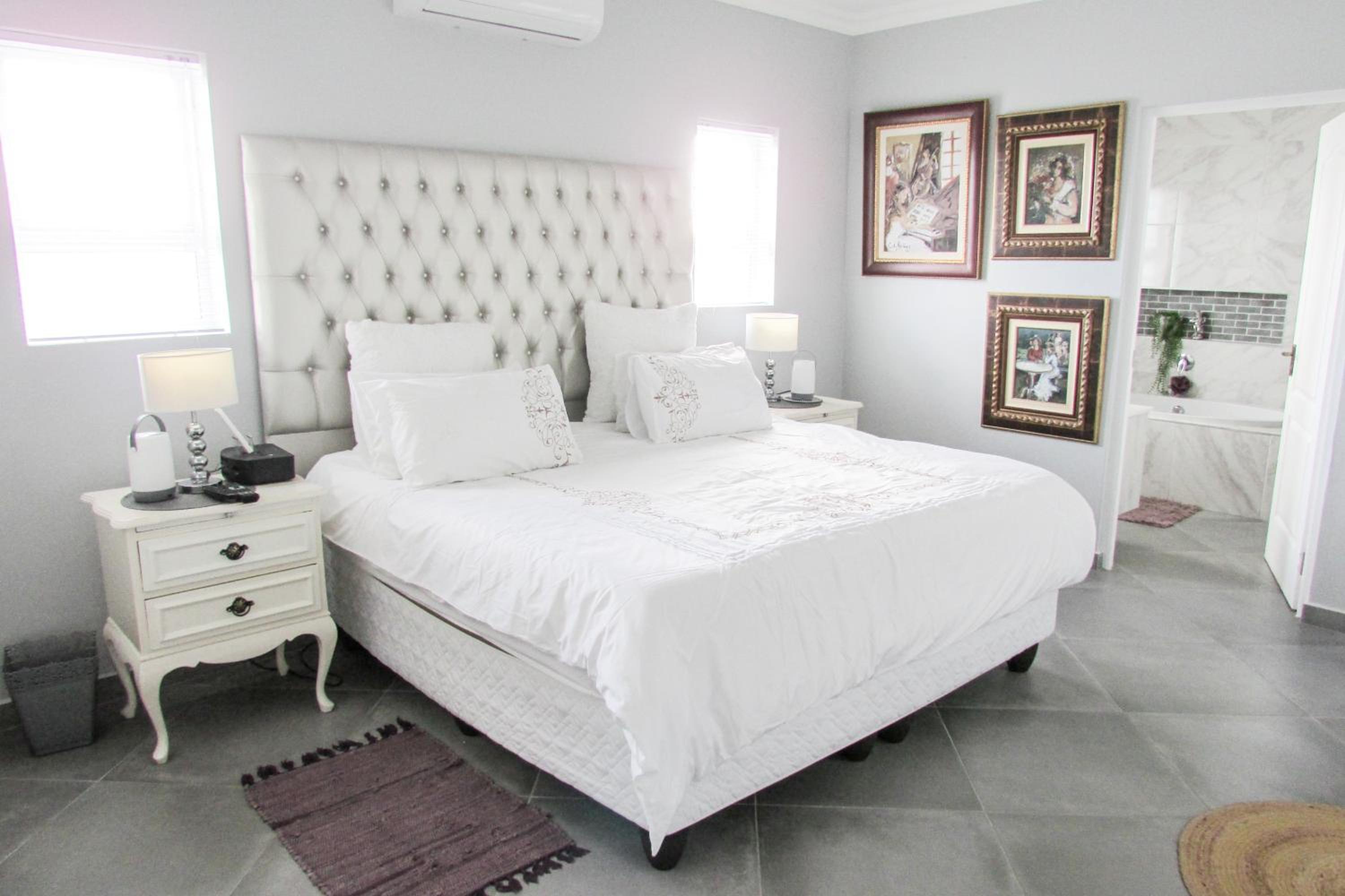 Lampies Bay Hideaway Close to the Shore