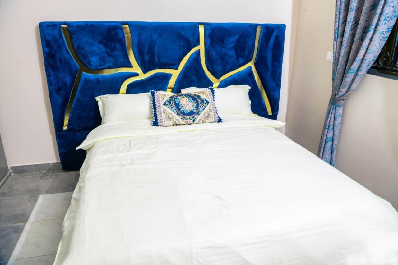 Emax Apartment Kampala view 4