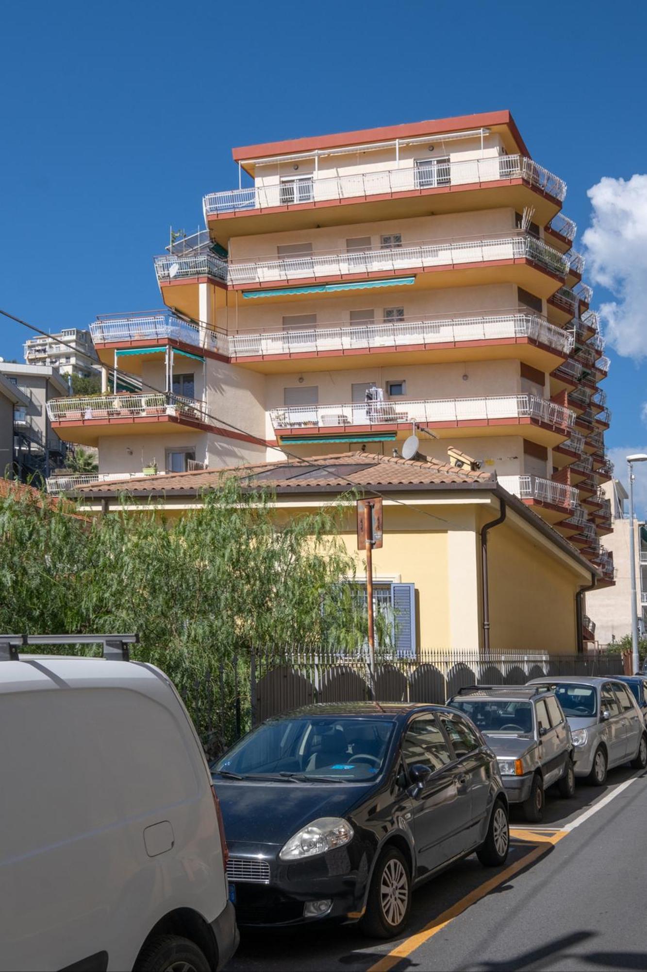 Sanremo Dream - Floridian Apt view 3