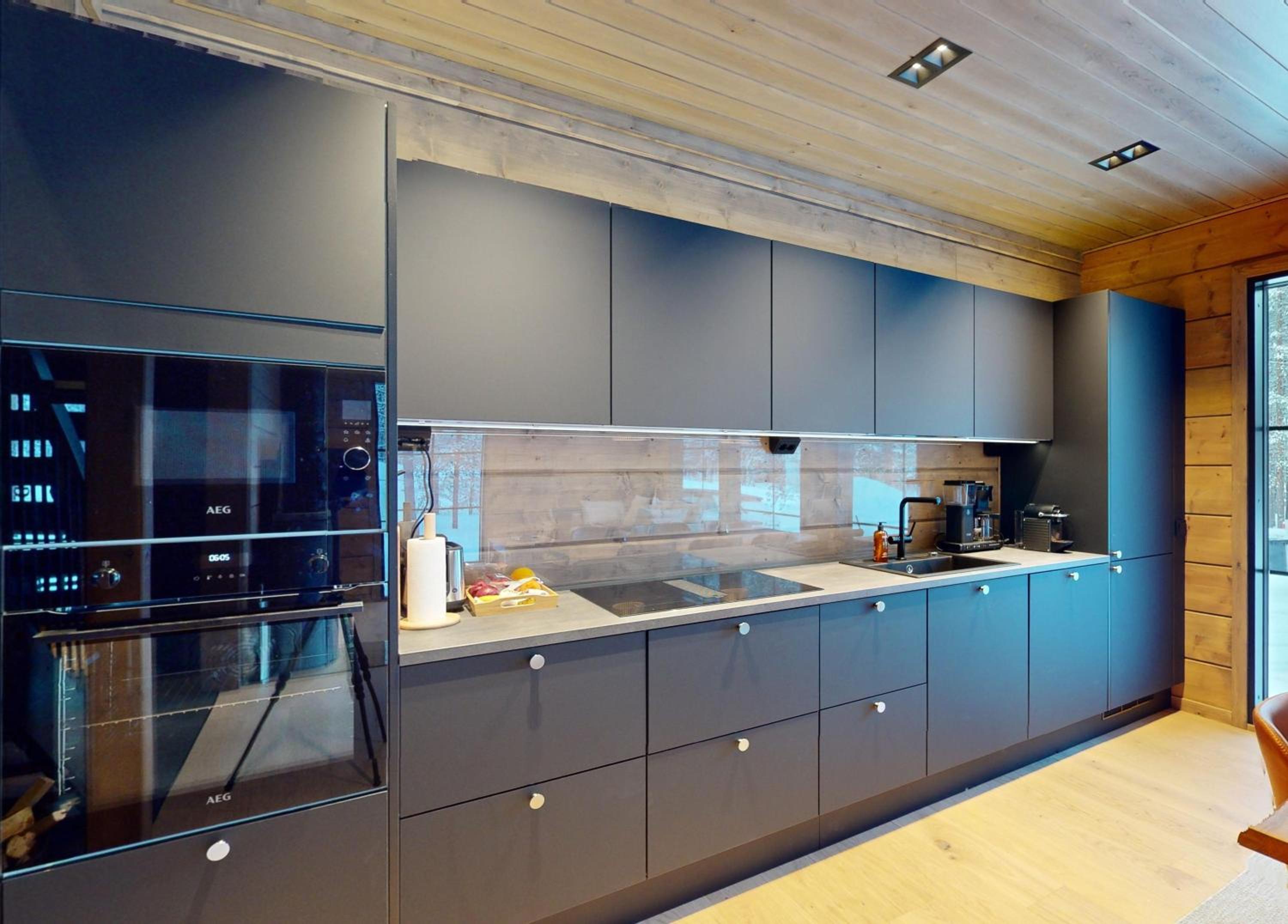 New 3-Bedroom Skiing Cabin - Levi view 2