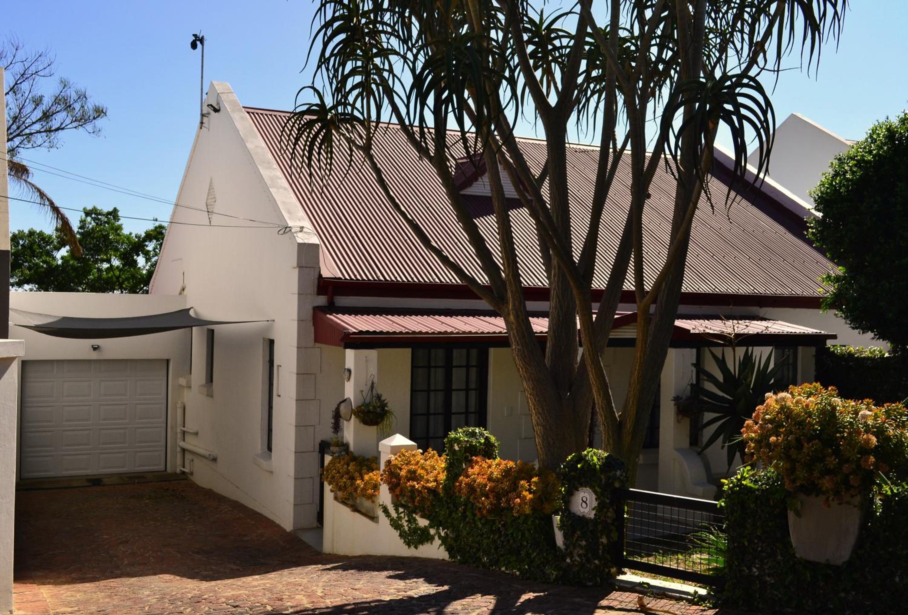 Zebra Cottage view 2