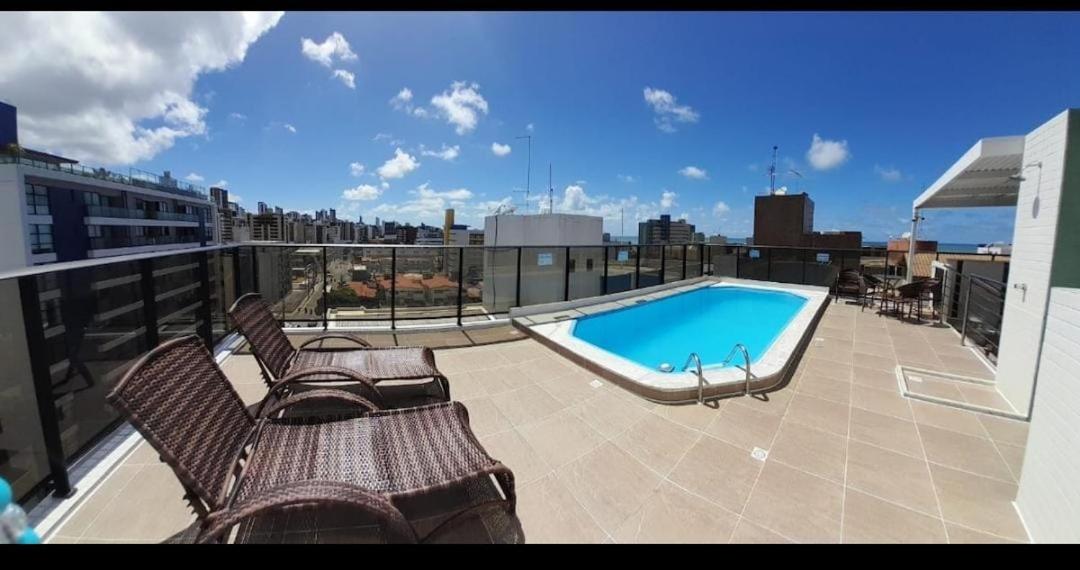 Apartamento em Cabo Branco, João Pessoa, pertinho na praia