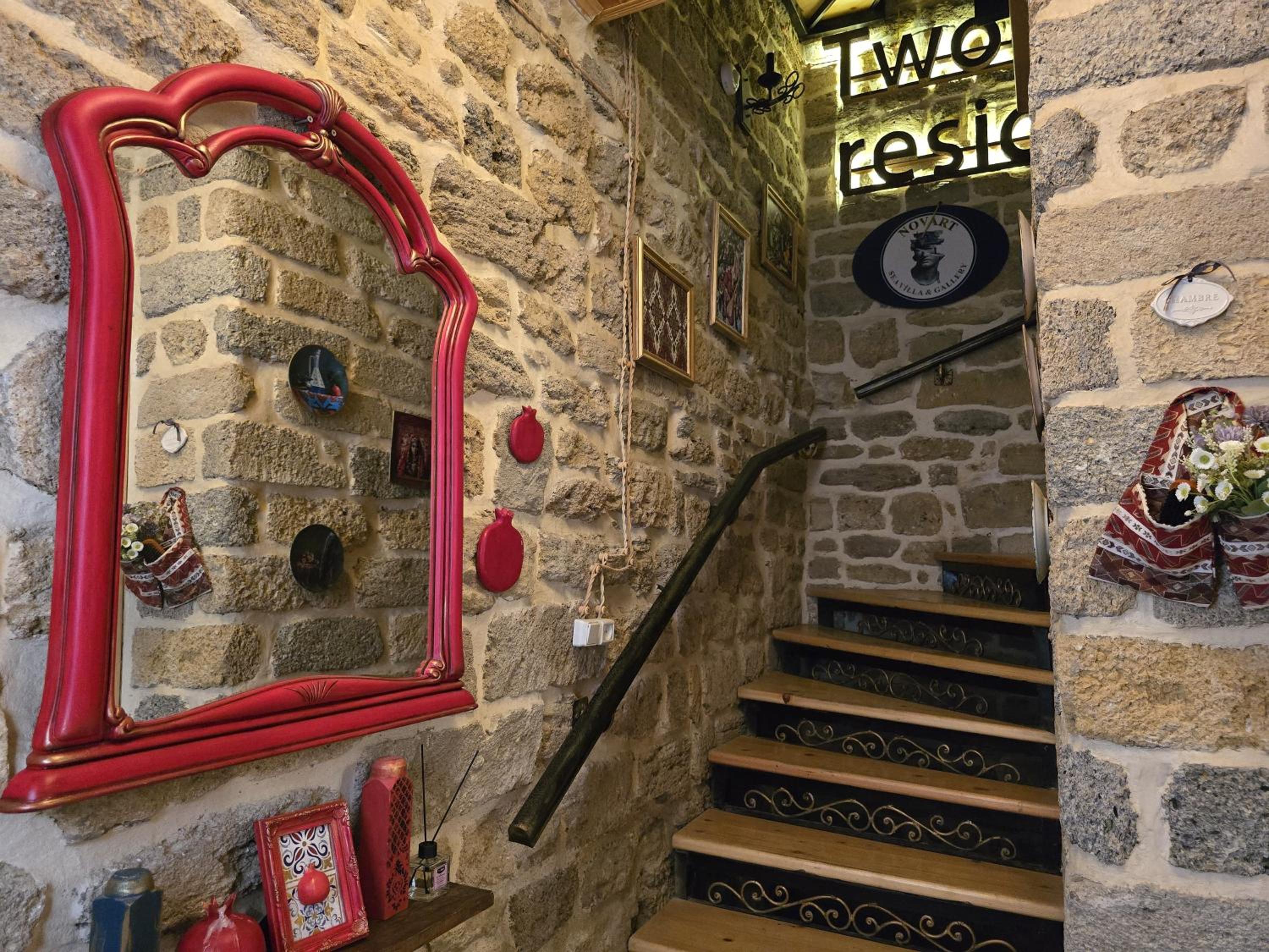 Sazeli Boutique Hotel