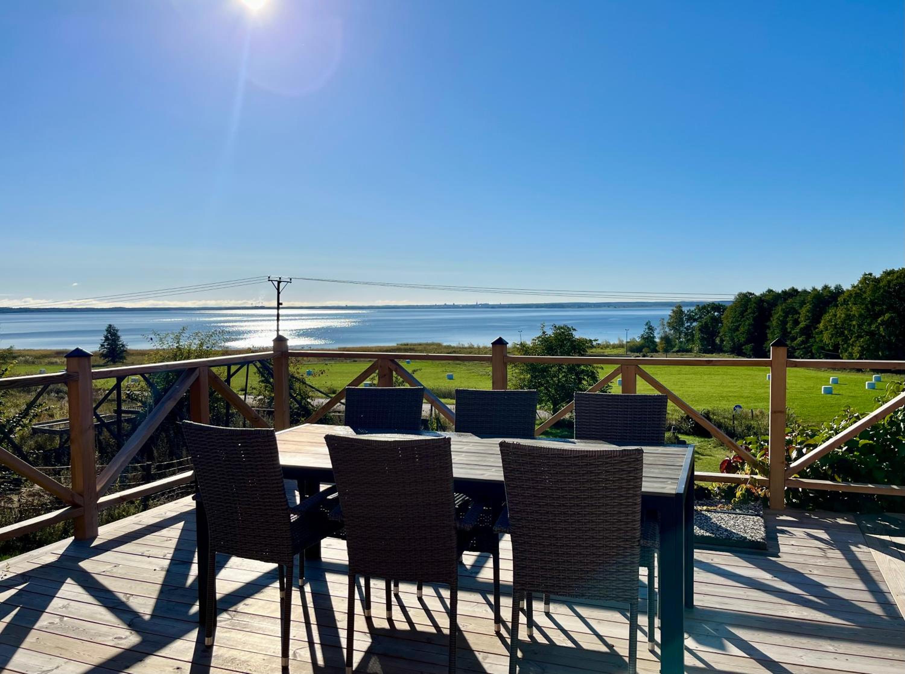 Gardeners house with sauna and lake view view 2