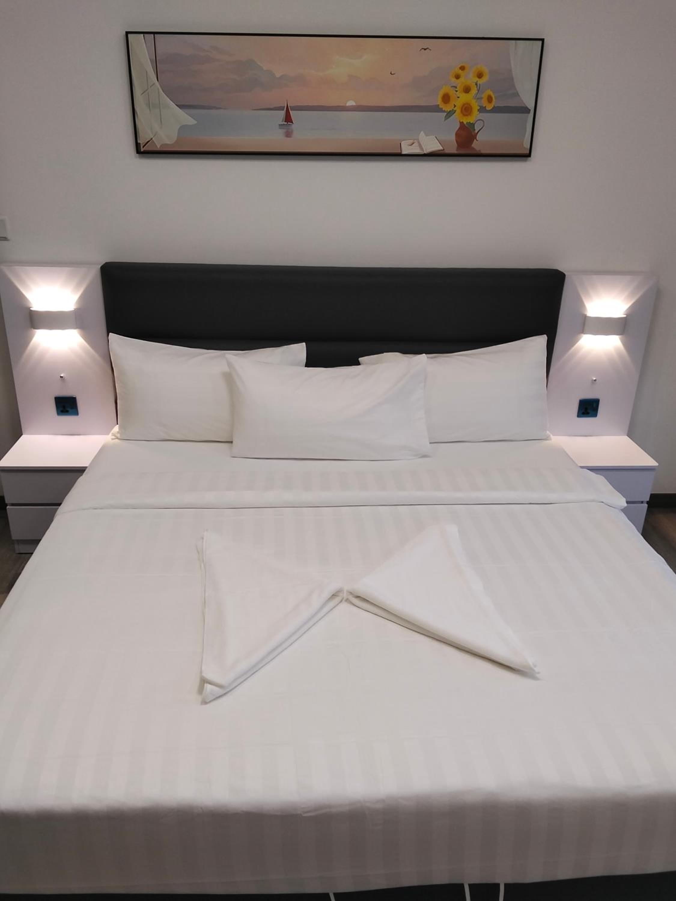 Agile Luxury Suites At TRX