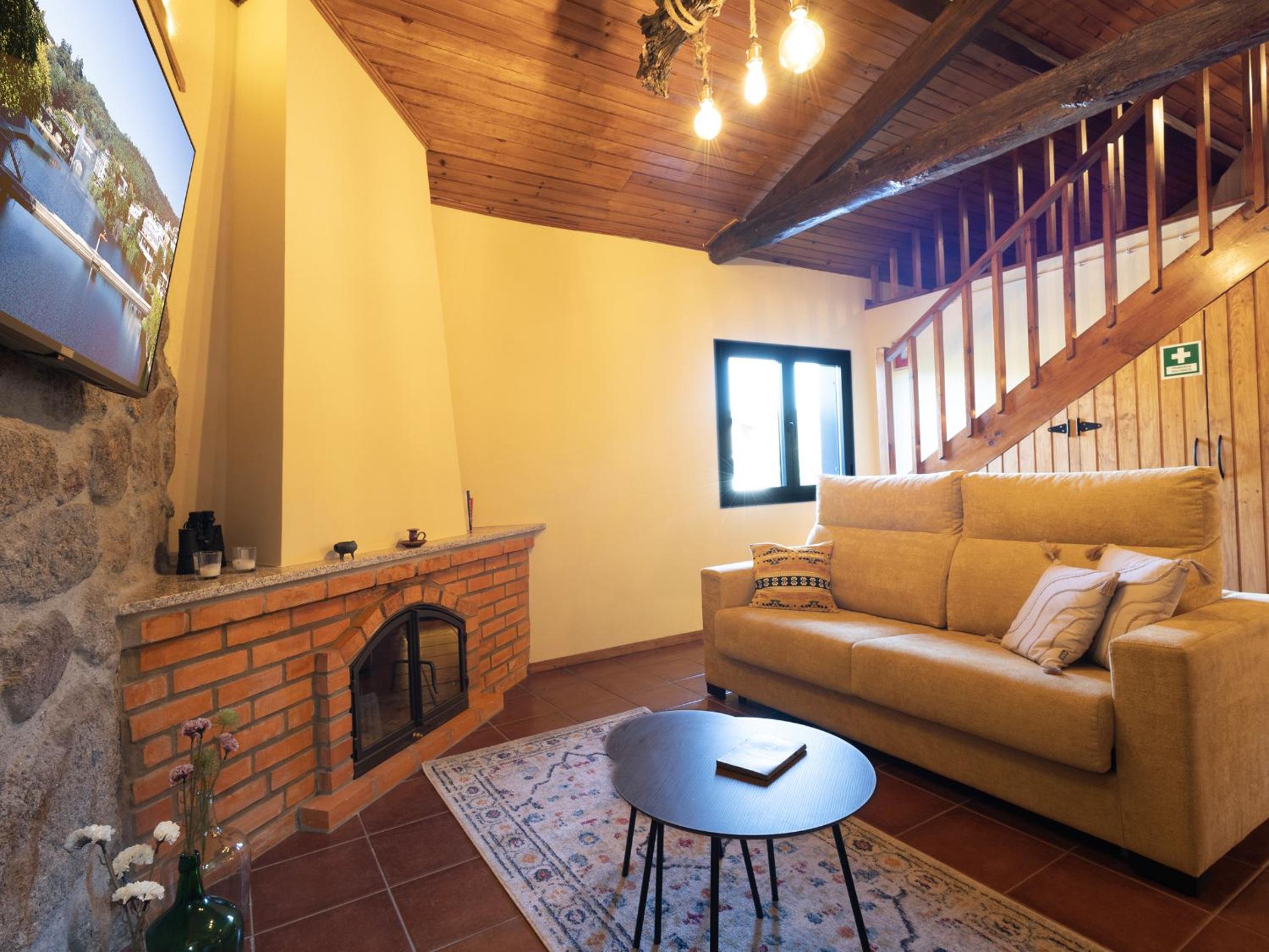 Quintinha do Varoso - Little Red Cottage House view 3