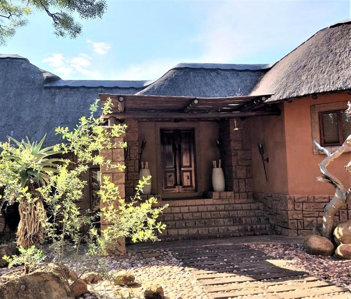 Assegai Lodge view 2