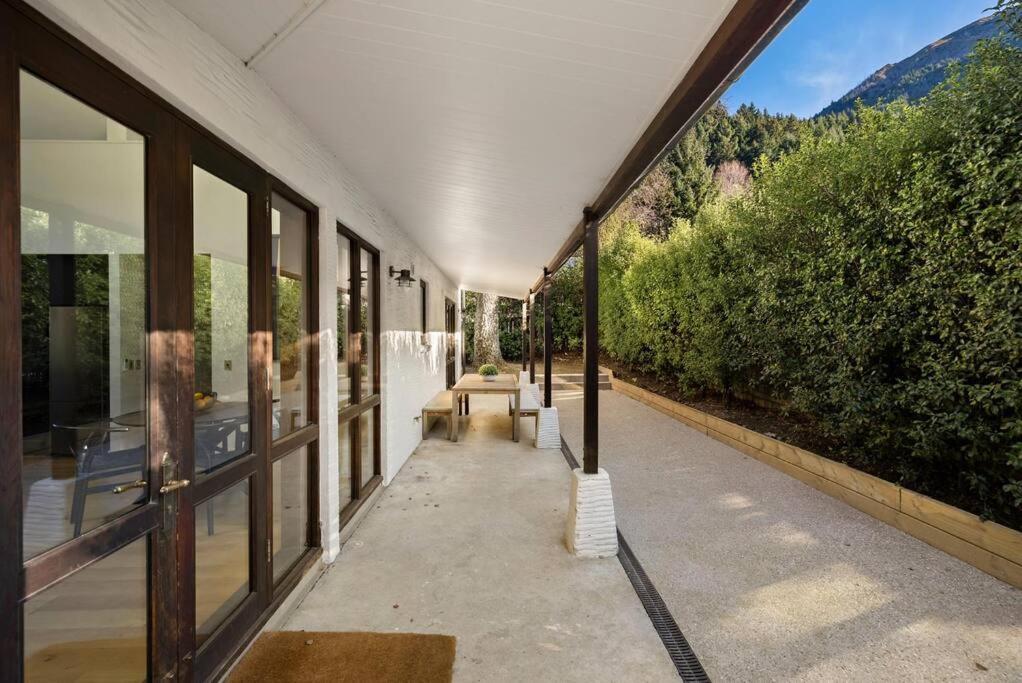 Central Location Holiday Home