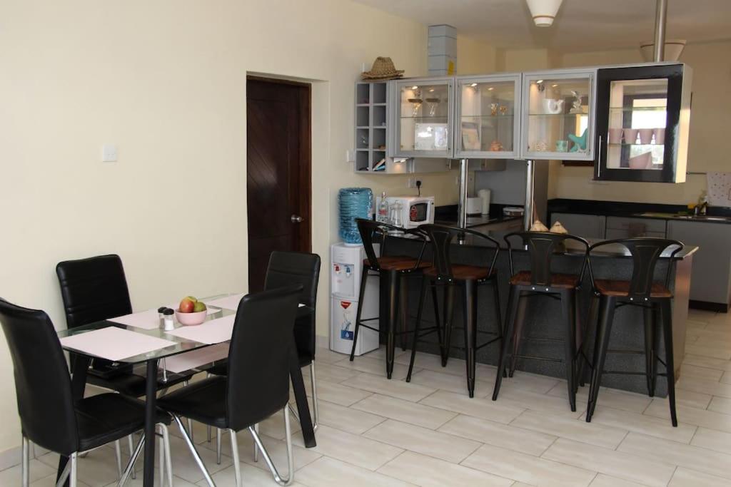 Daima Suites and Holiday Home
