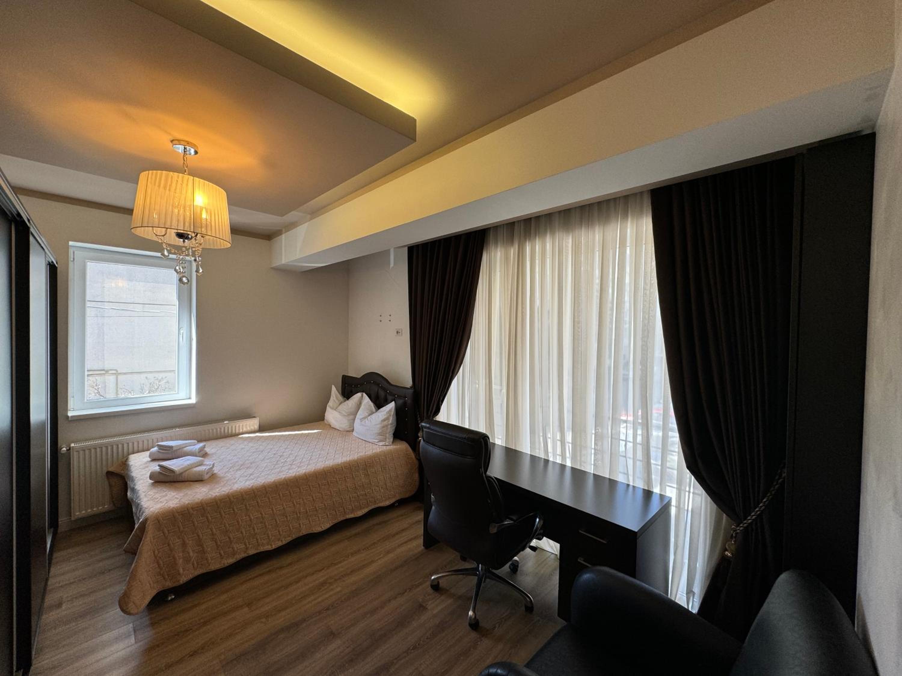 Bratu Residence