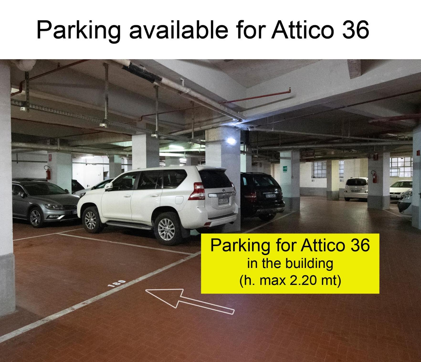 Attico 36 e 49 con terrazza vista mare e parcheggio grande view 3