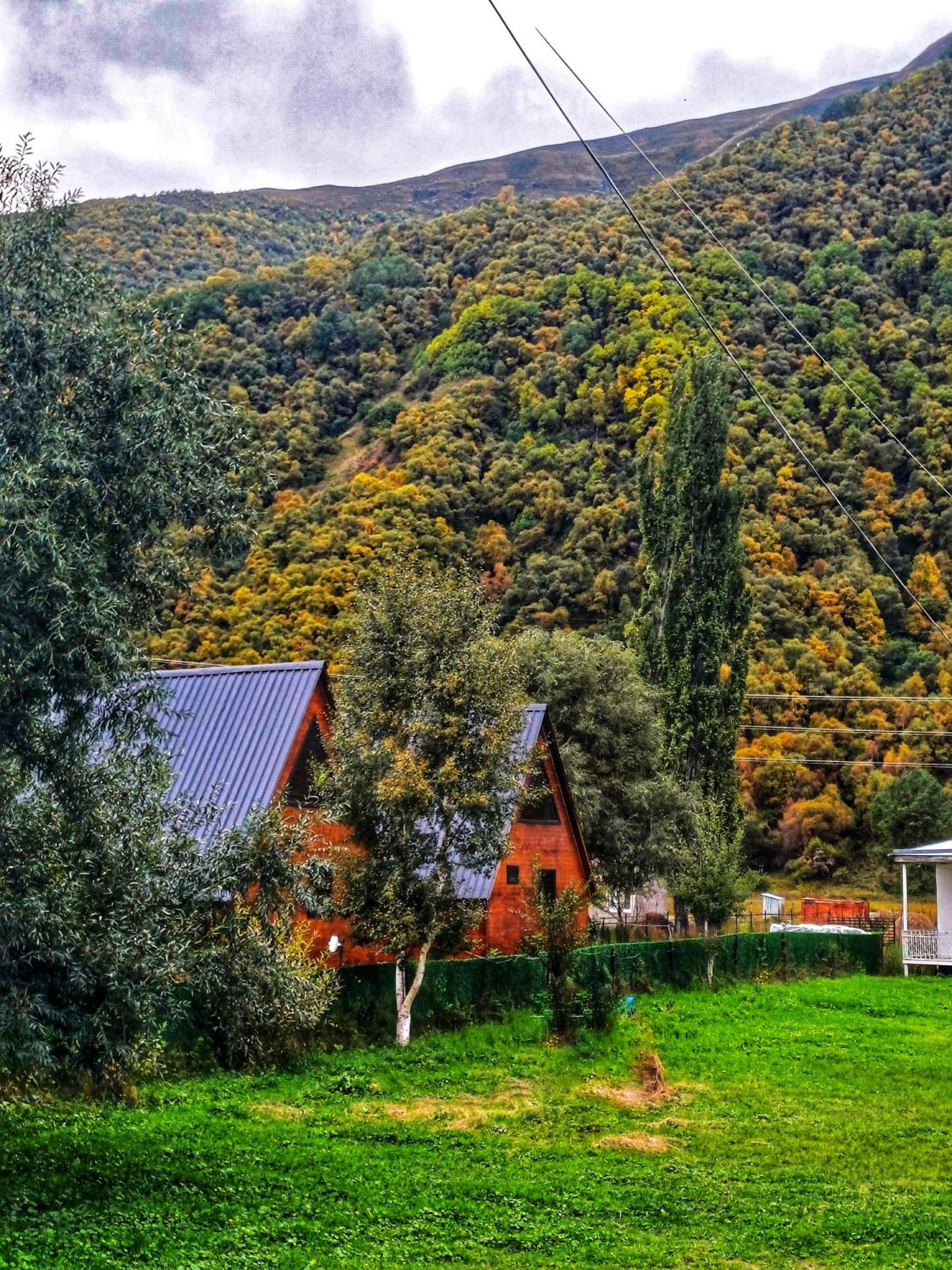 Panorama cottages Kazbegi view 3