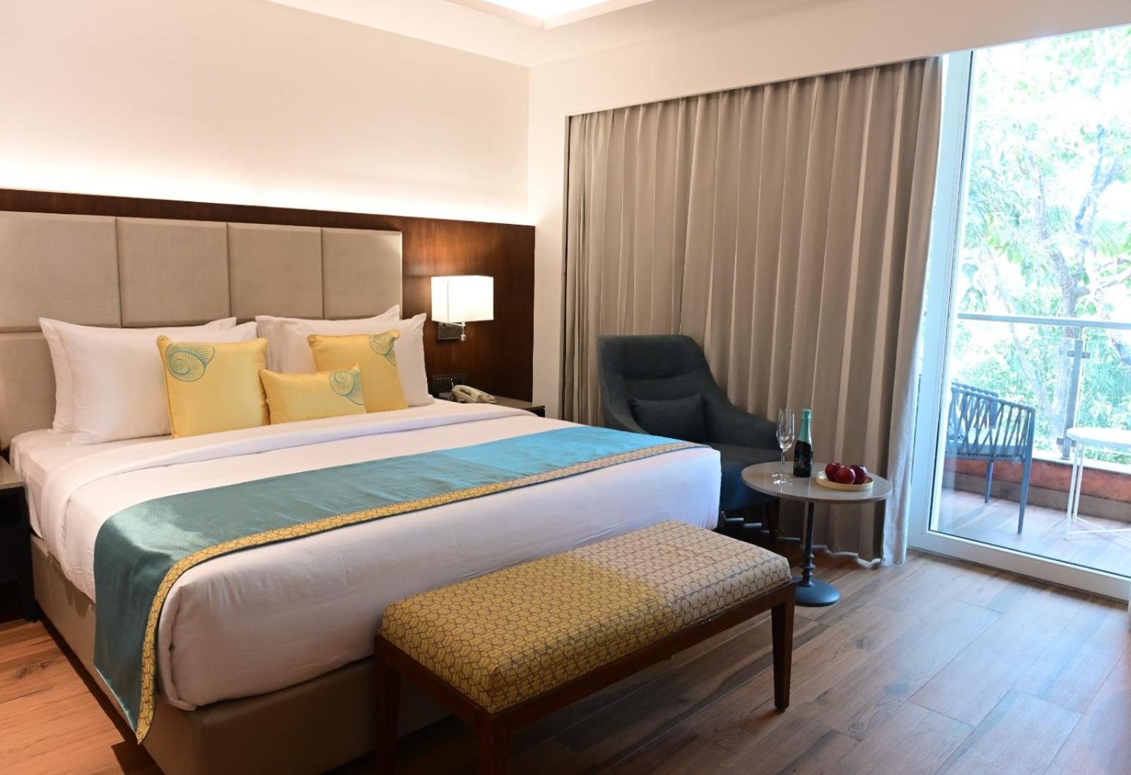 Golden Tulip Vagator Goa view 3