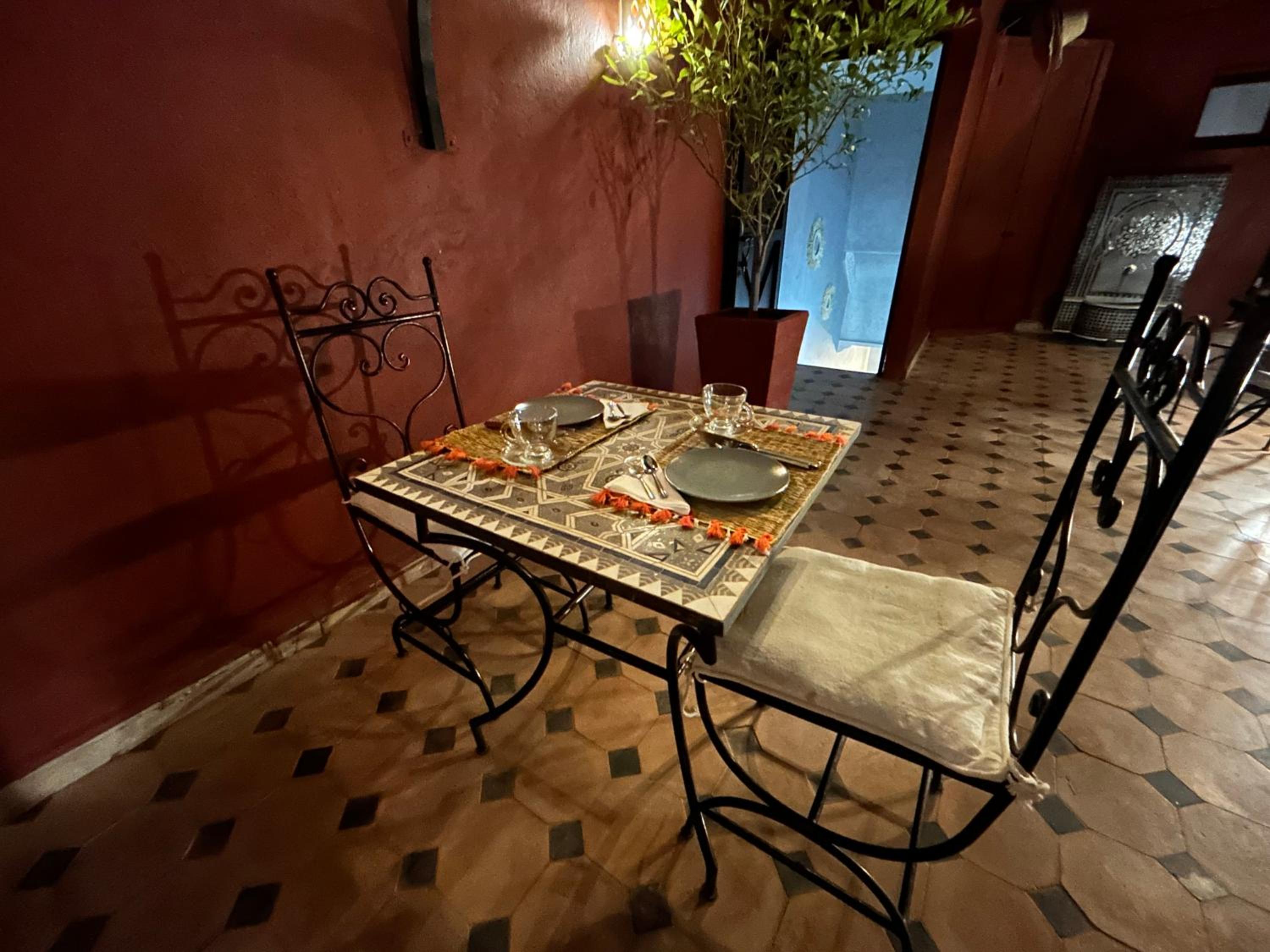 dining
