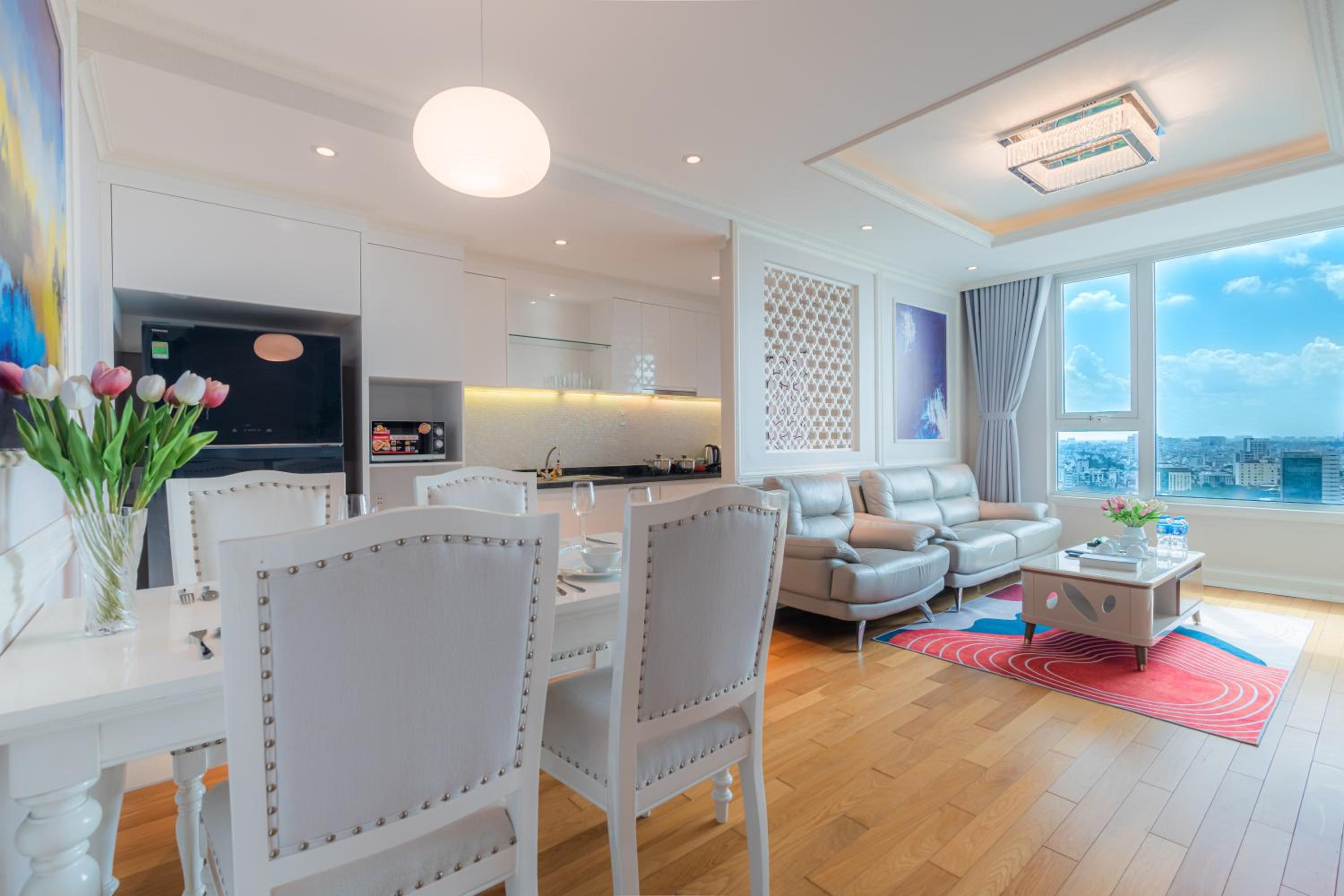 Leman Luxury Suites