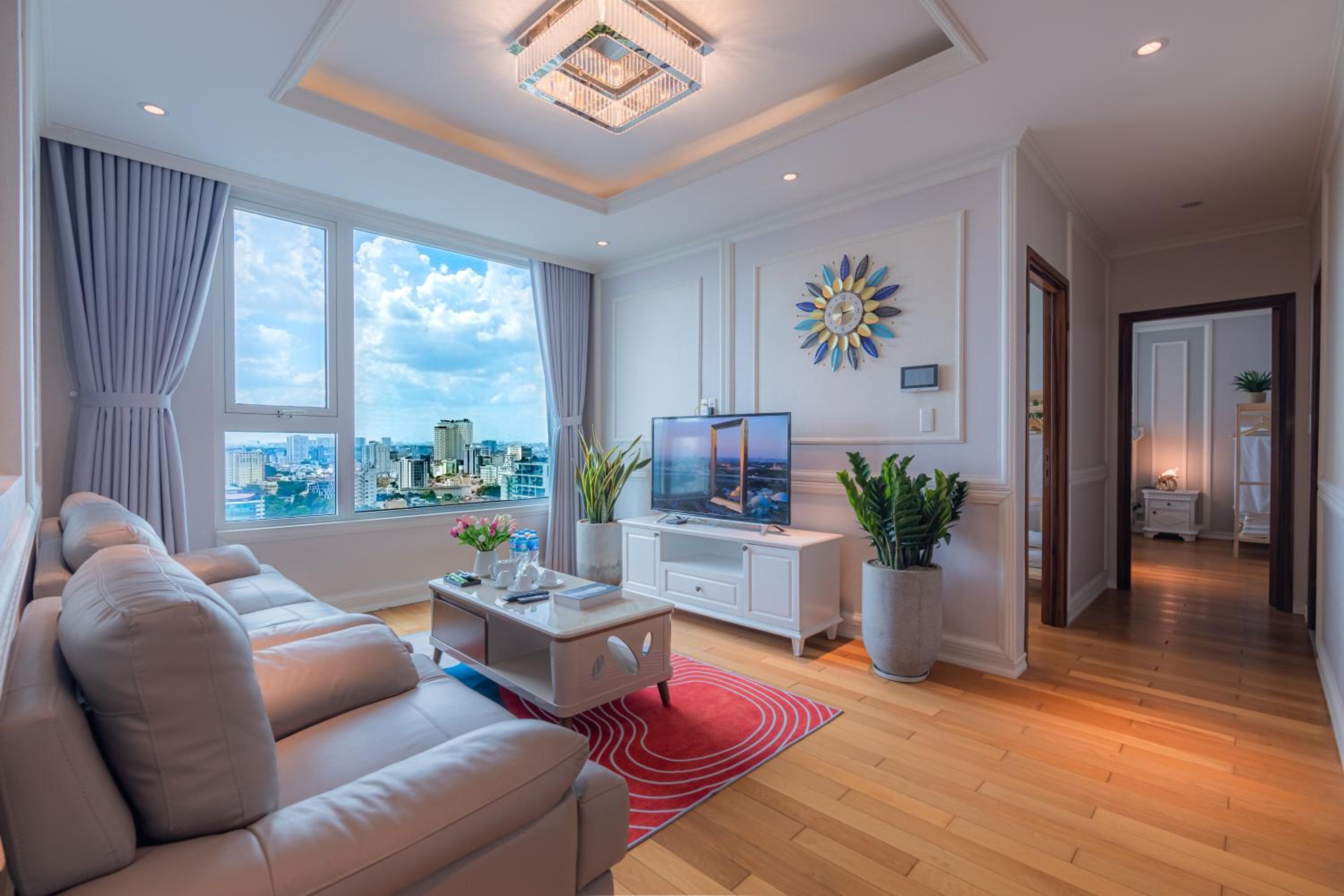 Leman Luxury Suites