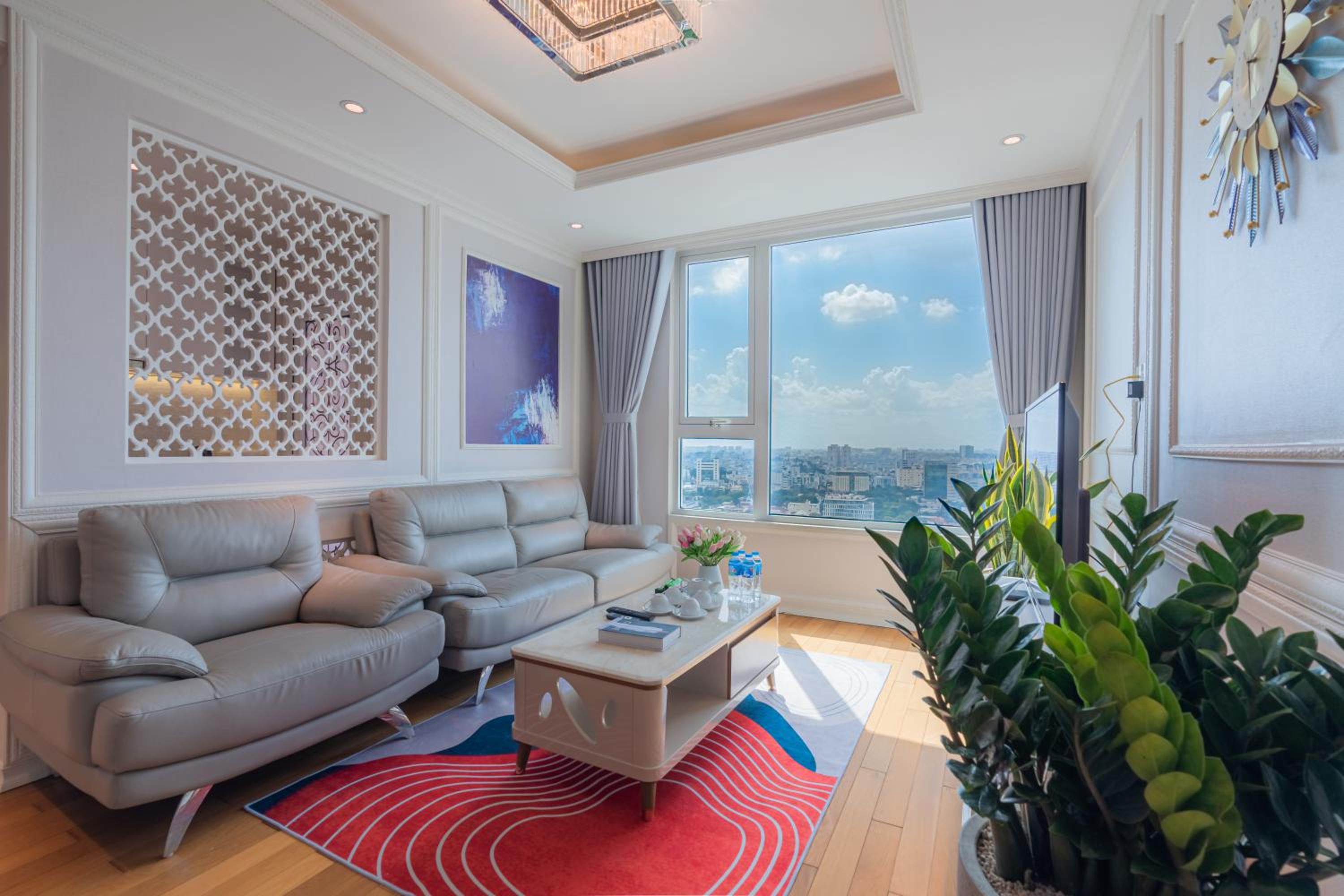 Leman Luxury Suites