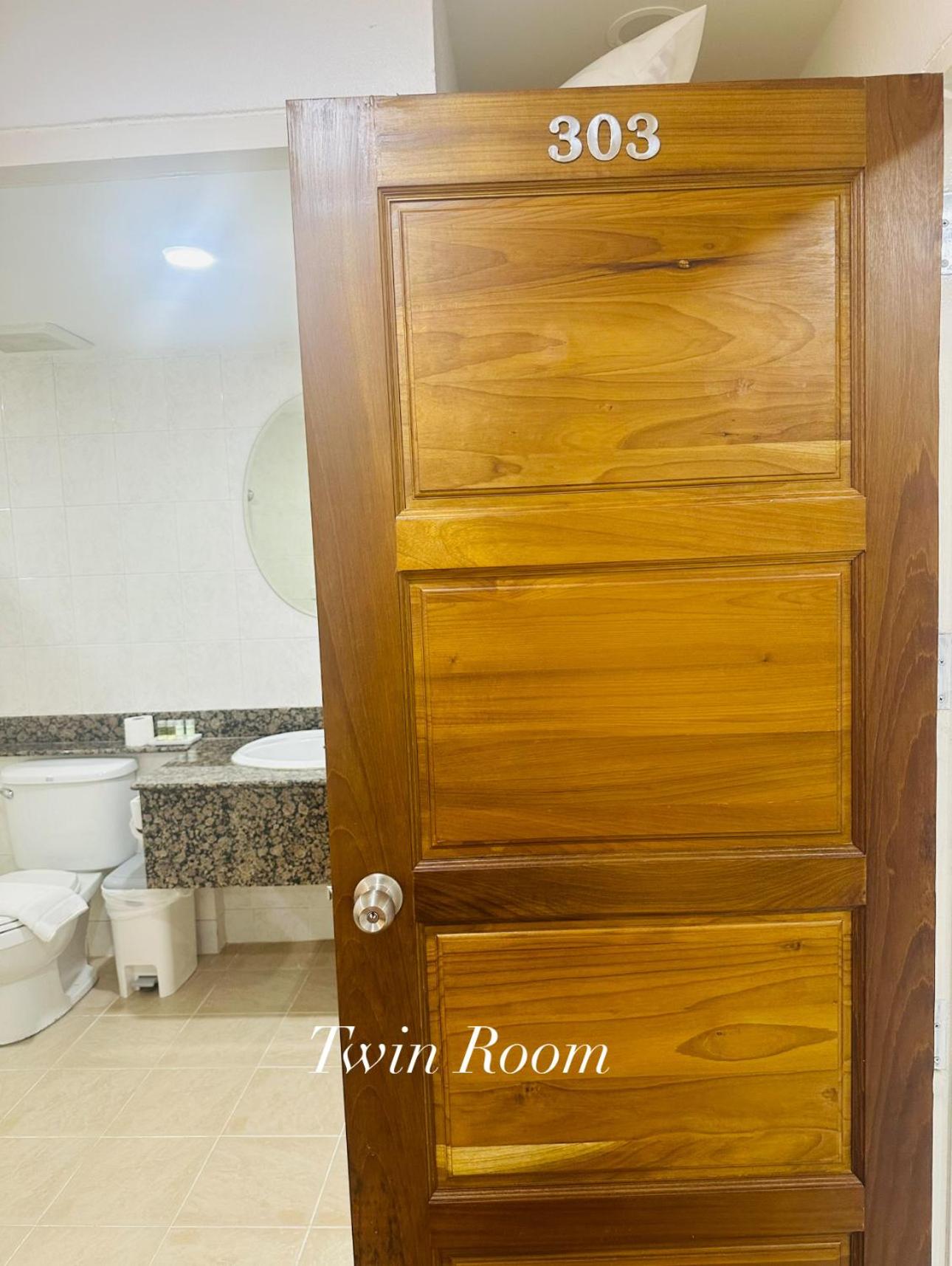Surin Bay Inn