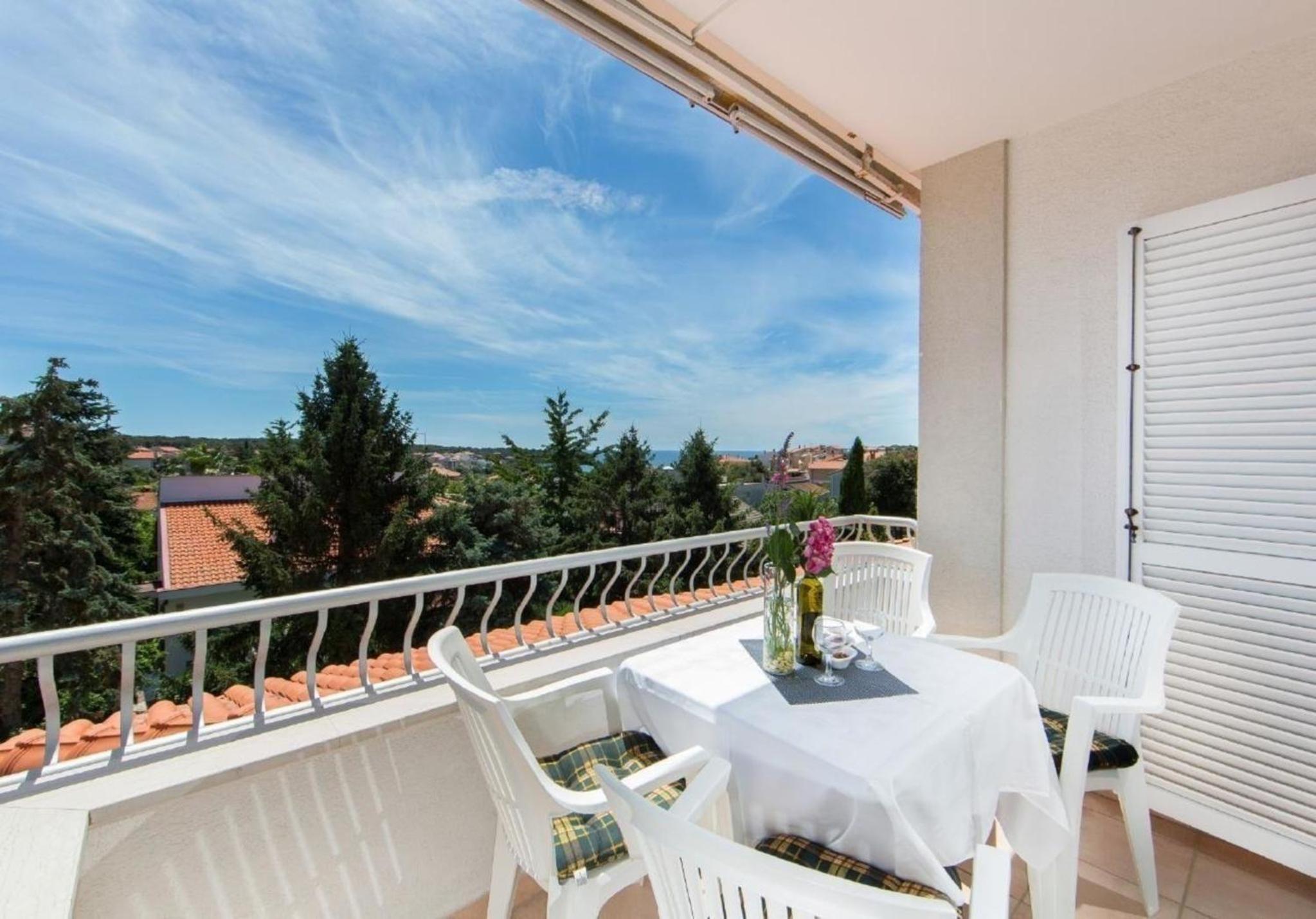 Apartment in Pjescana Uvala mit Gemeinschaftspool