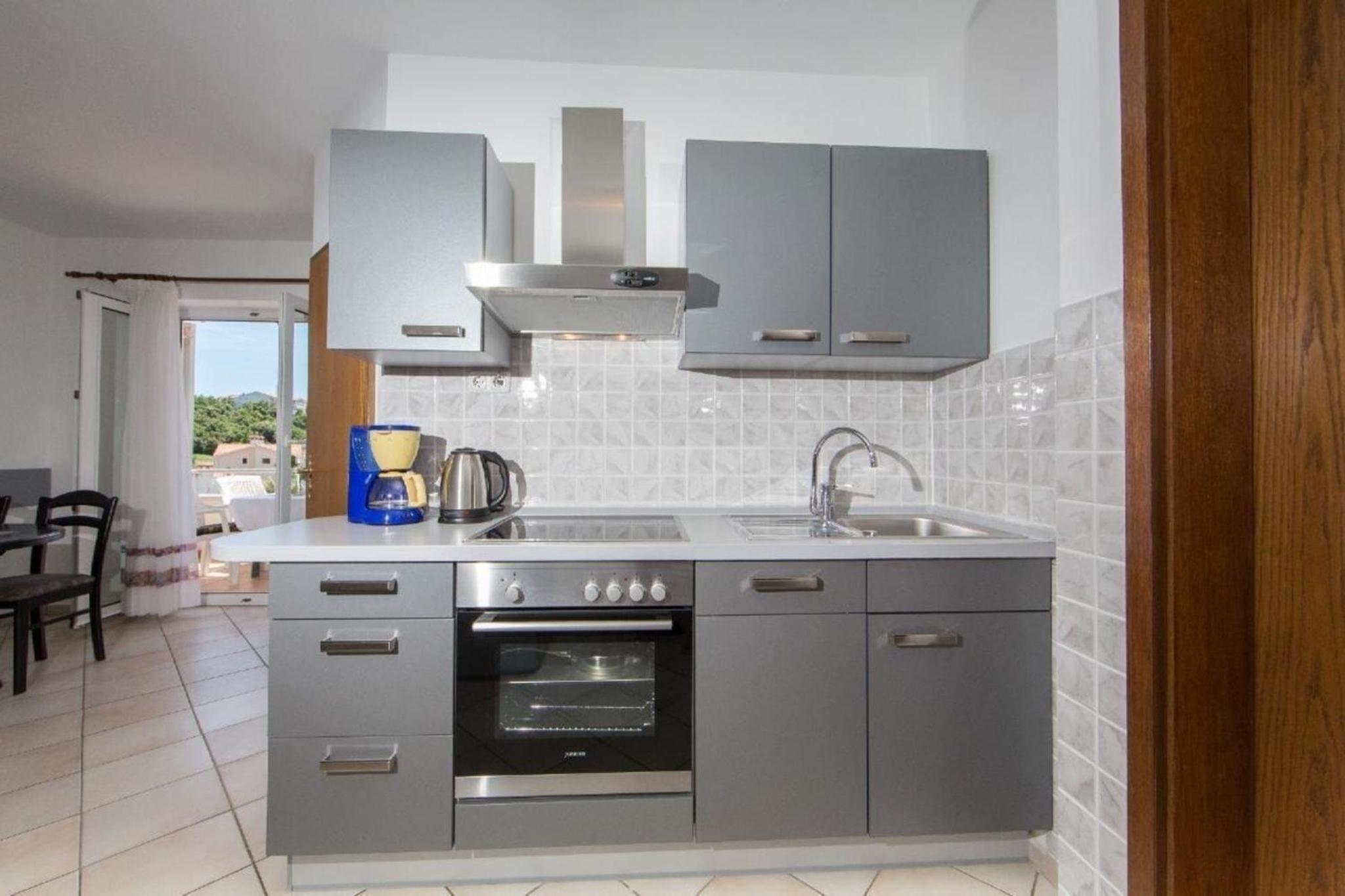 Apartment in Pjescana Uvala mit Gemeinschaftspool