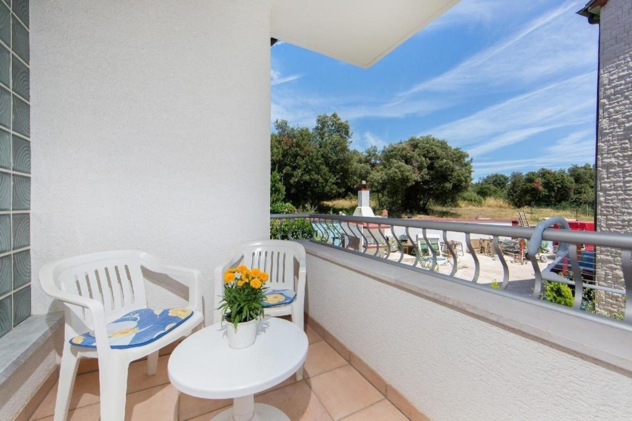 Apartment in Pjescana Uvala mit Gemeinschaftspool
