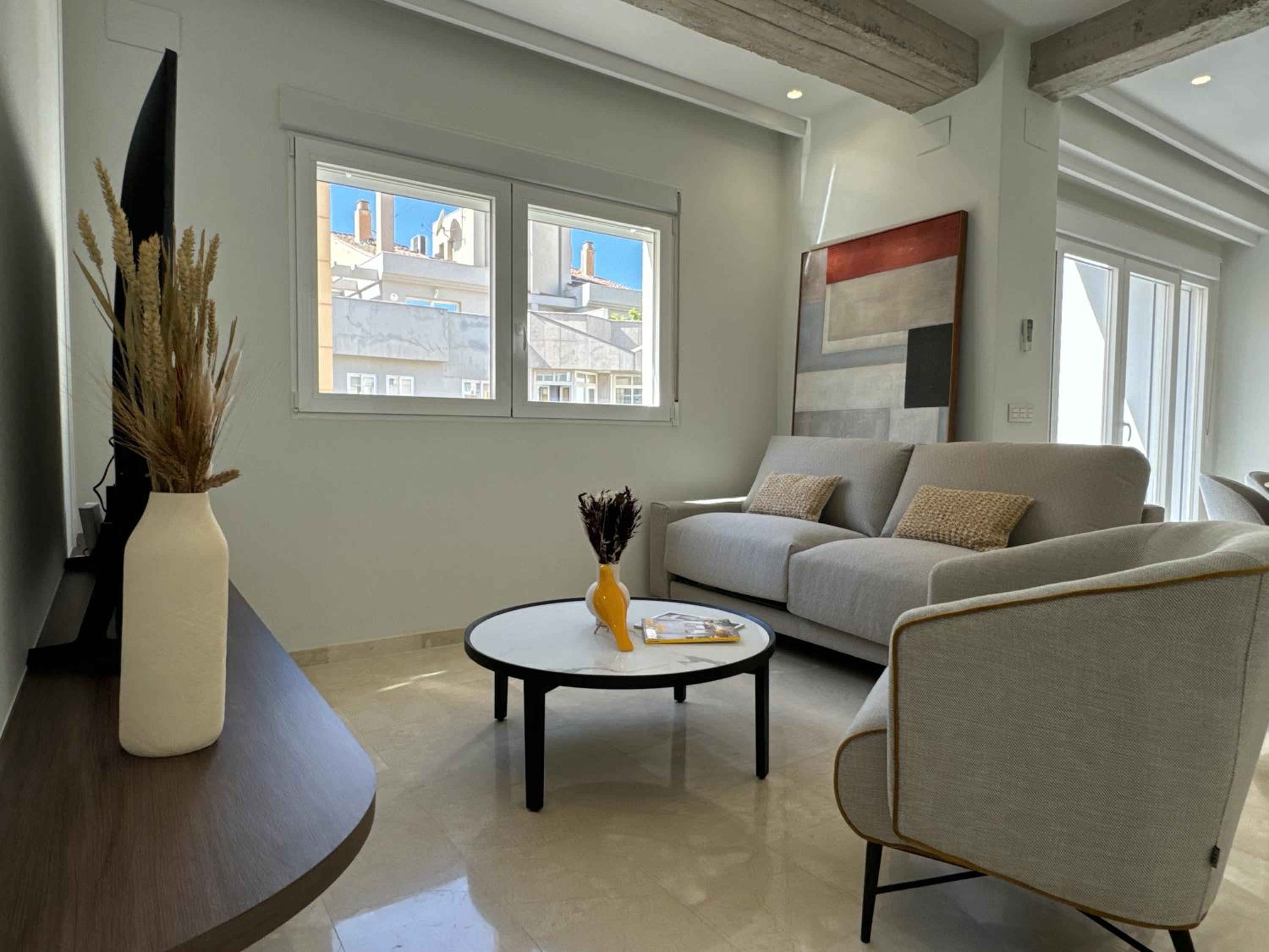 Navas 102 Cosmopolitan Loft