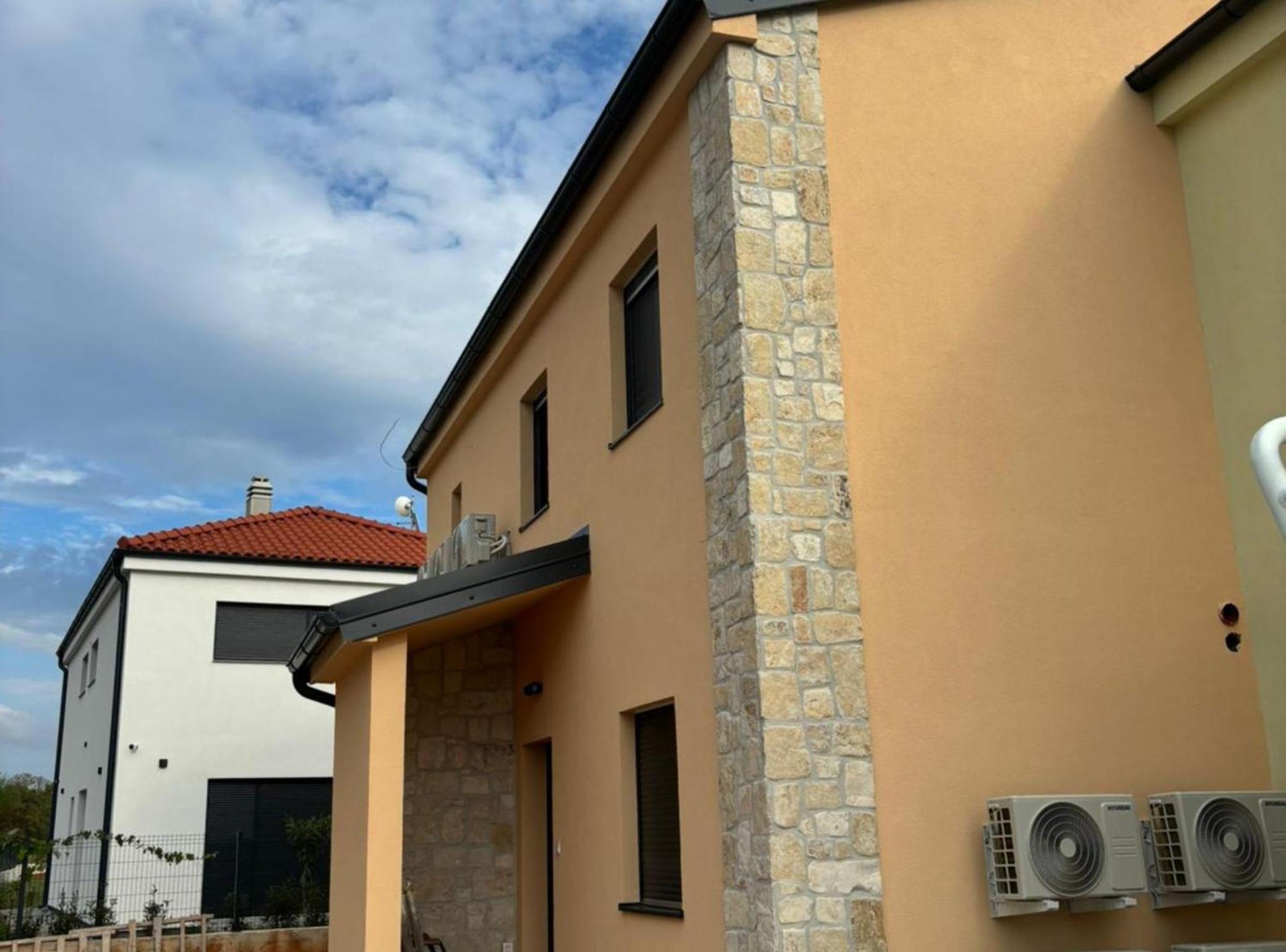 Holiday Homes Basilica view 3