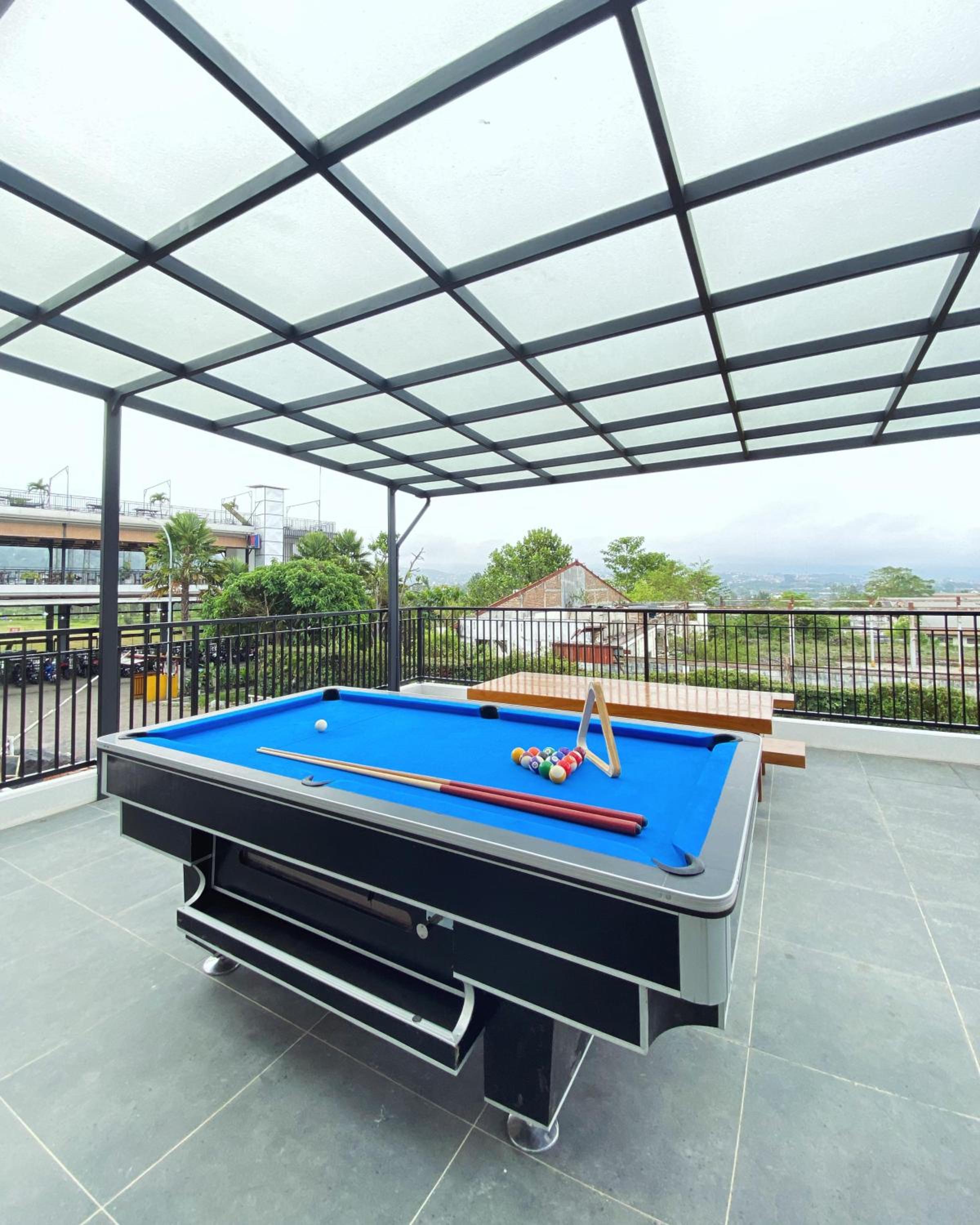 activities & amenities