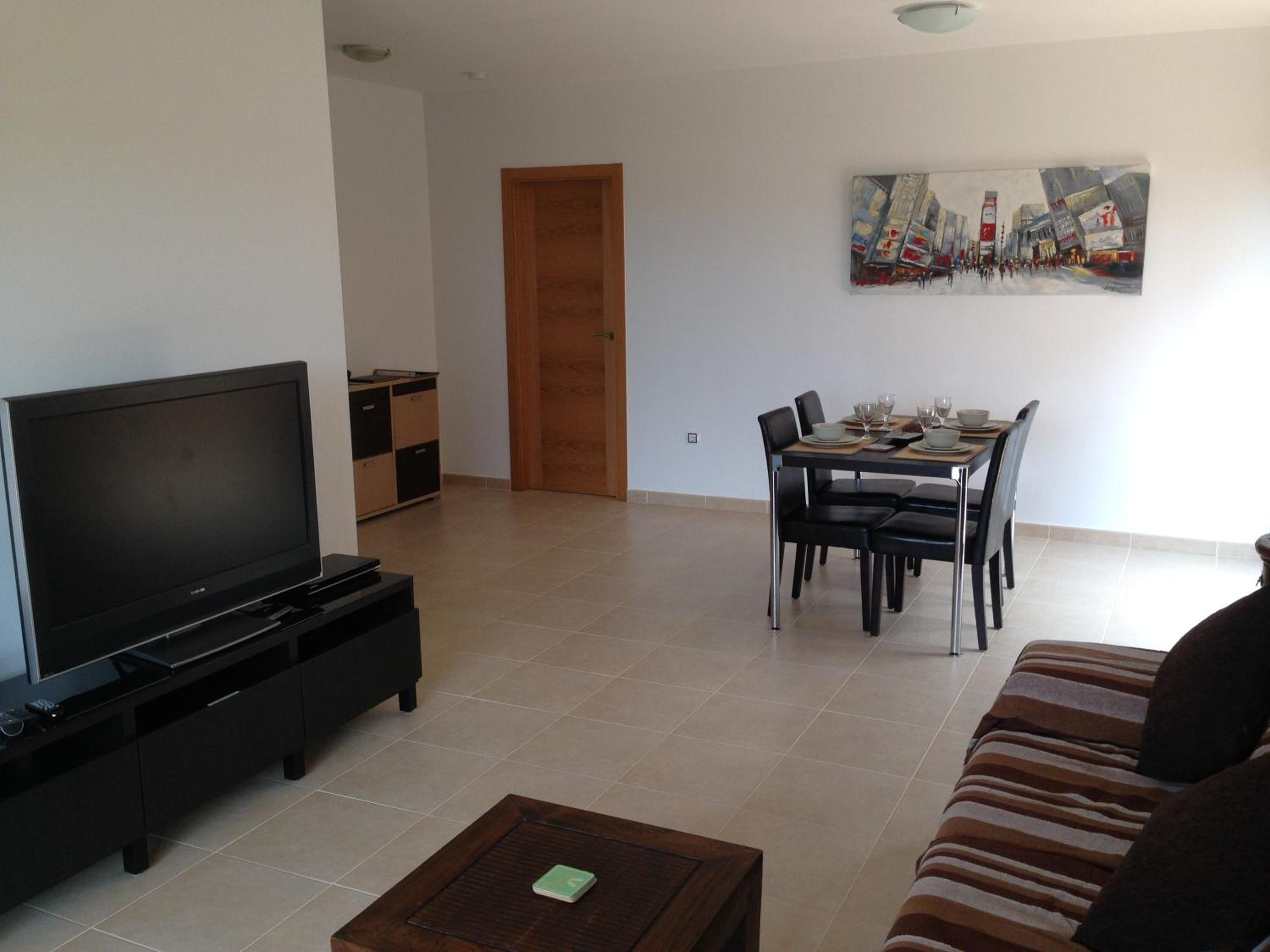 VV Registered Spacious Superb South facing apartment