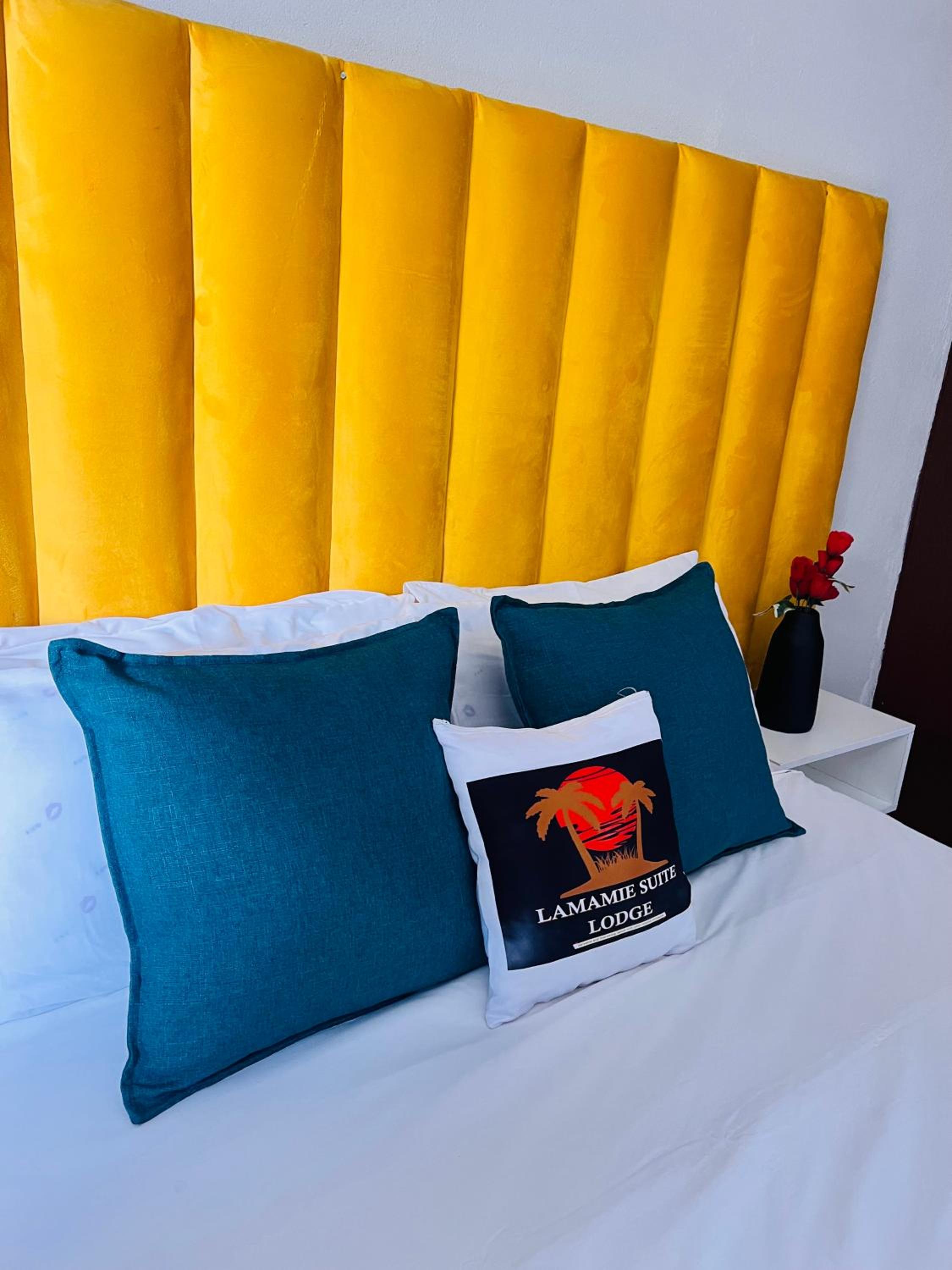 Lamamie Suite Lodge