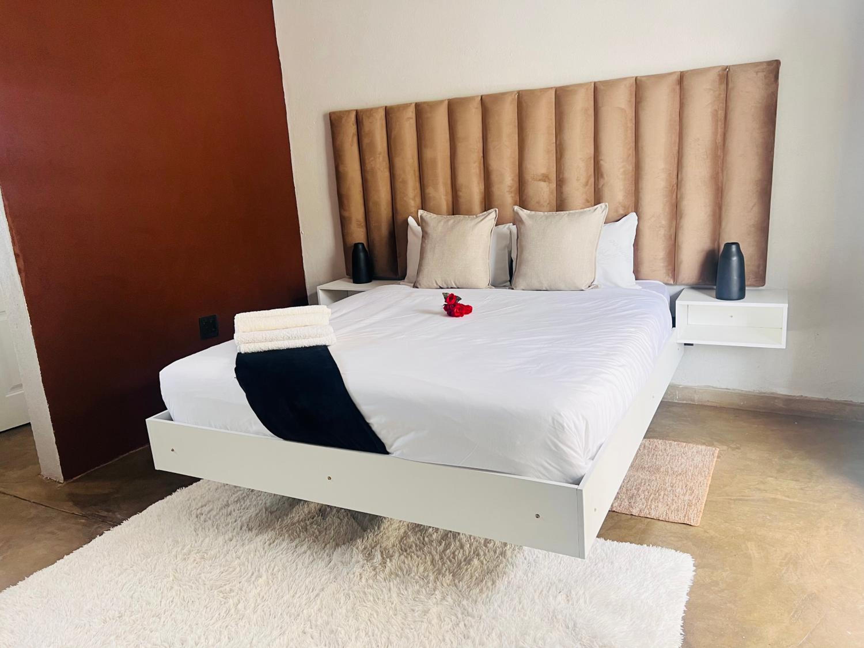 Lamamie Suite Lodge