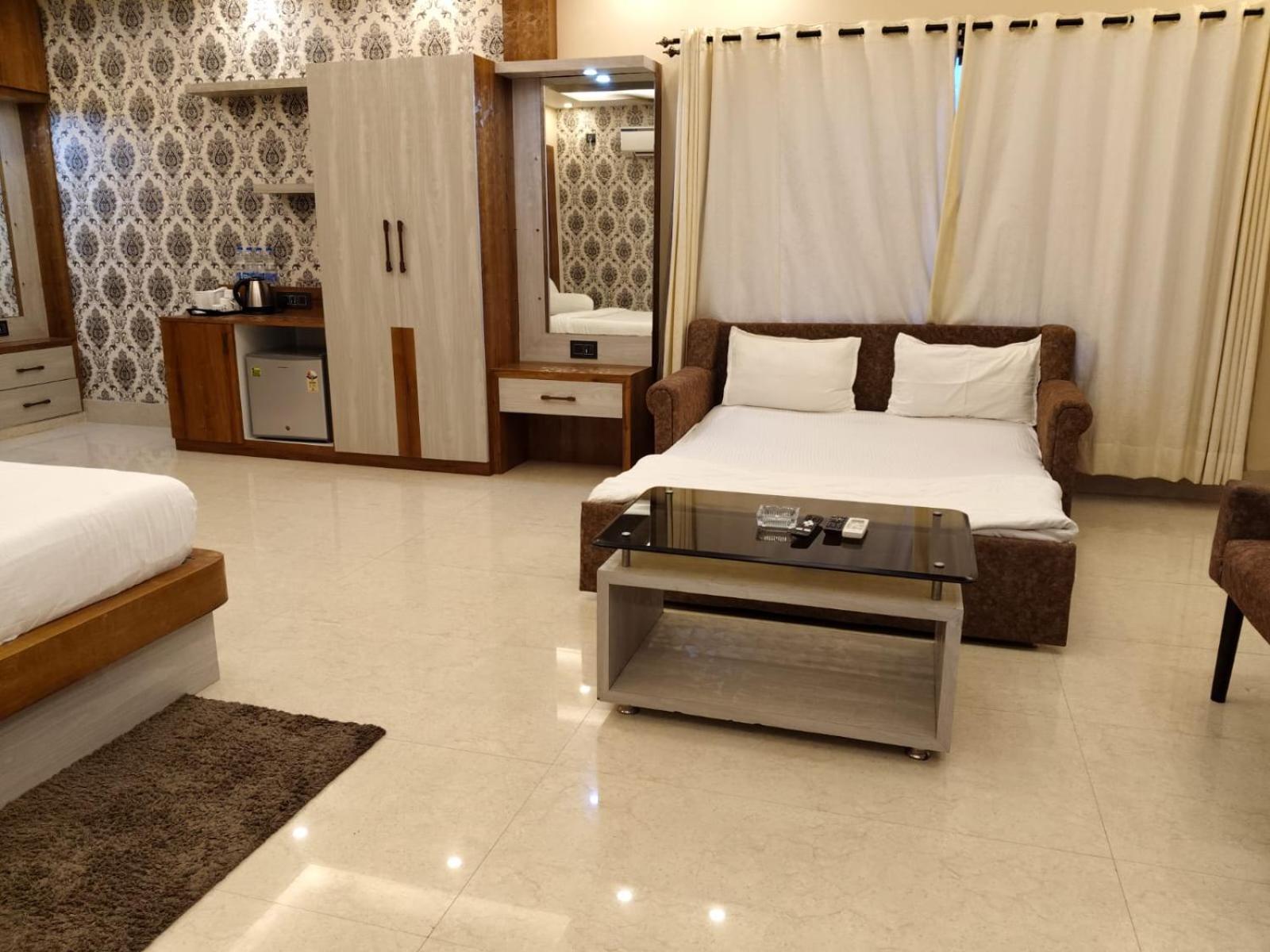 Royal Of Sea Resort