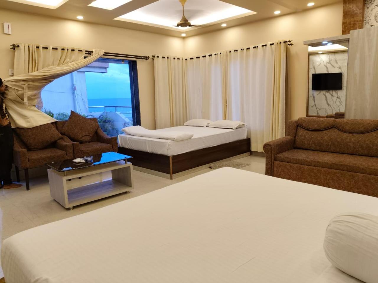 Royal Of Sea Resort