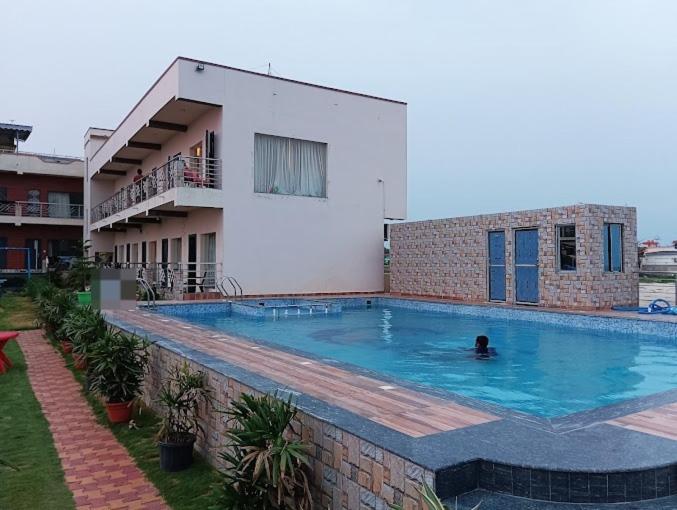 Royal Of Sea Resort