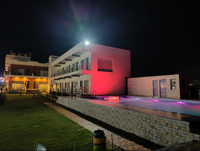 Royal Of Sea Resort