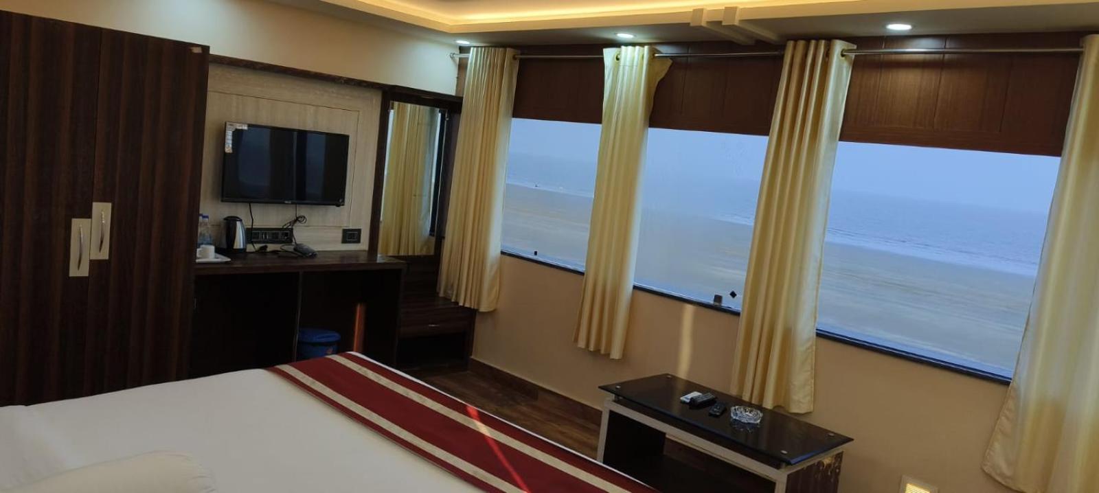Royal Of Sea Resort