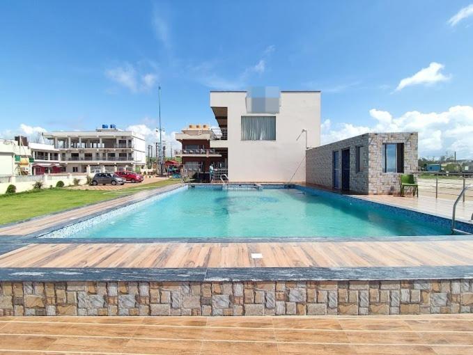 Royal Of Sea Resort