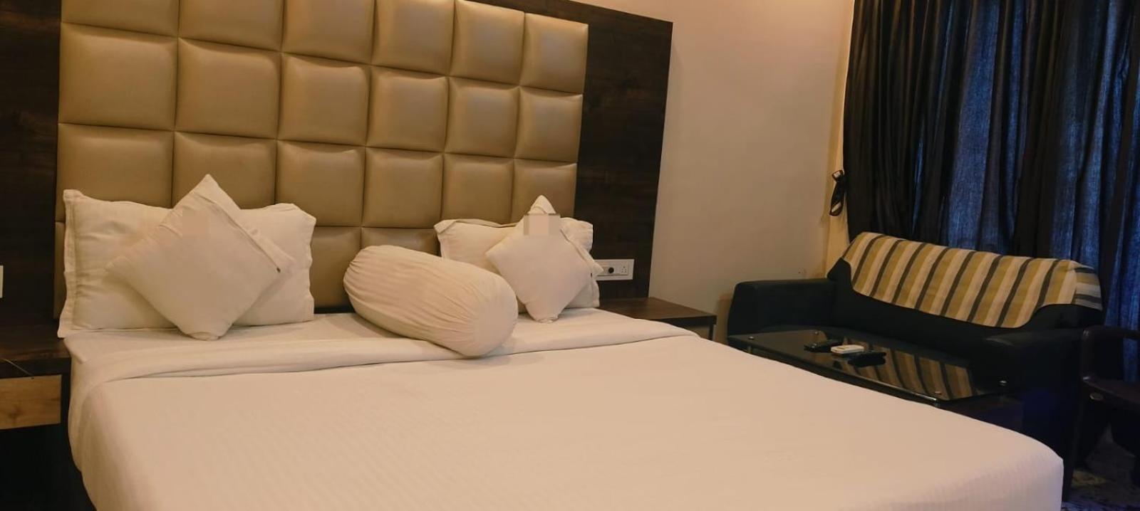 Royal Of Sea Resort
