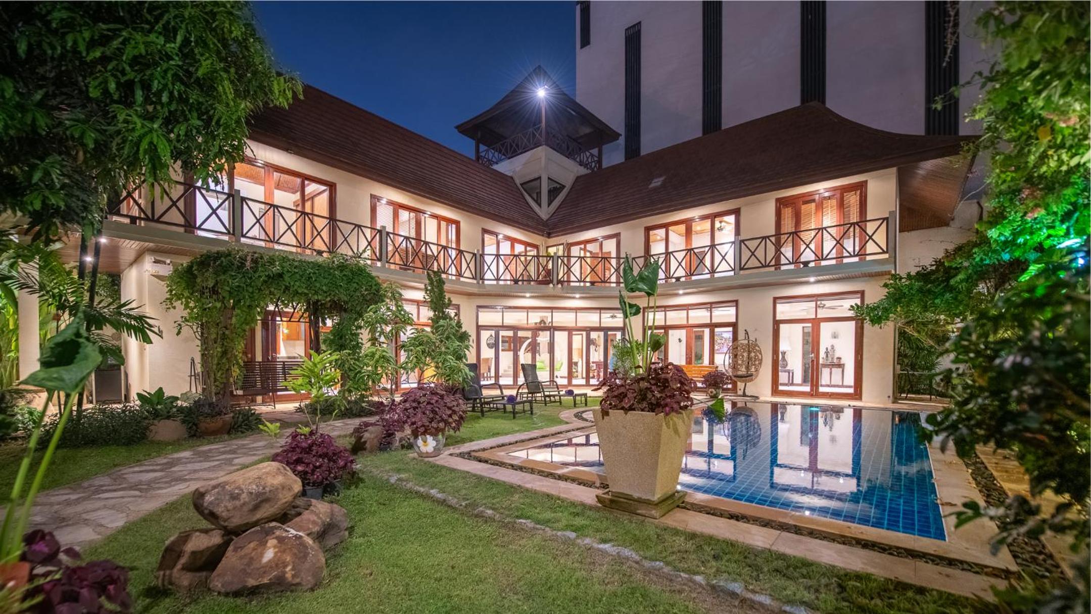 Orchid House Pattaya, Totally Private Pool view 4
