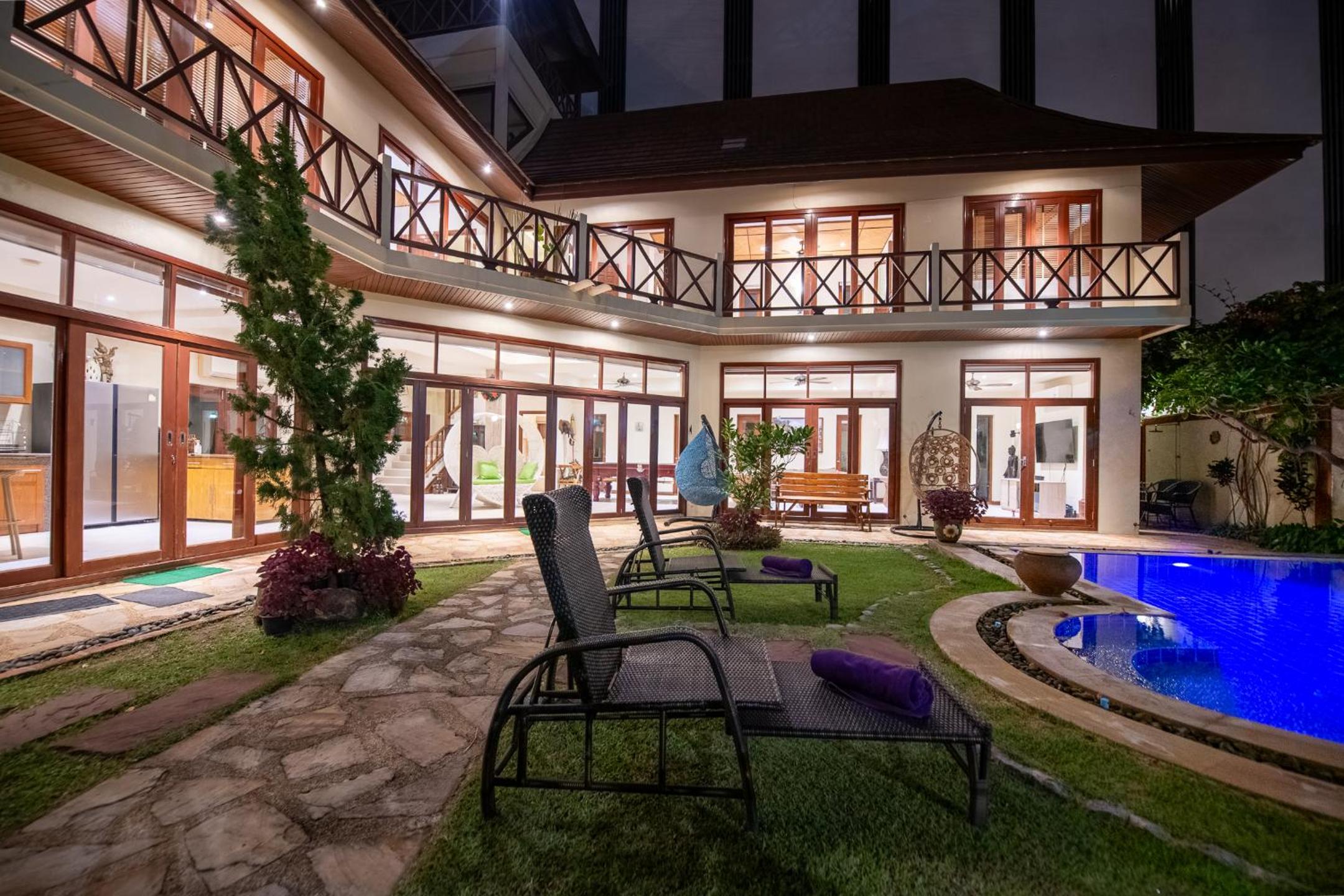 Orchid House Pattaya, Totally Private Pool view 5