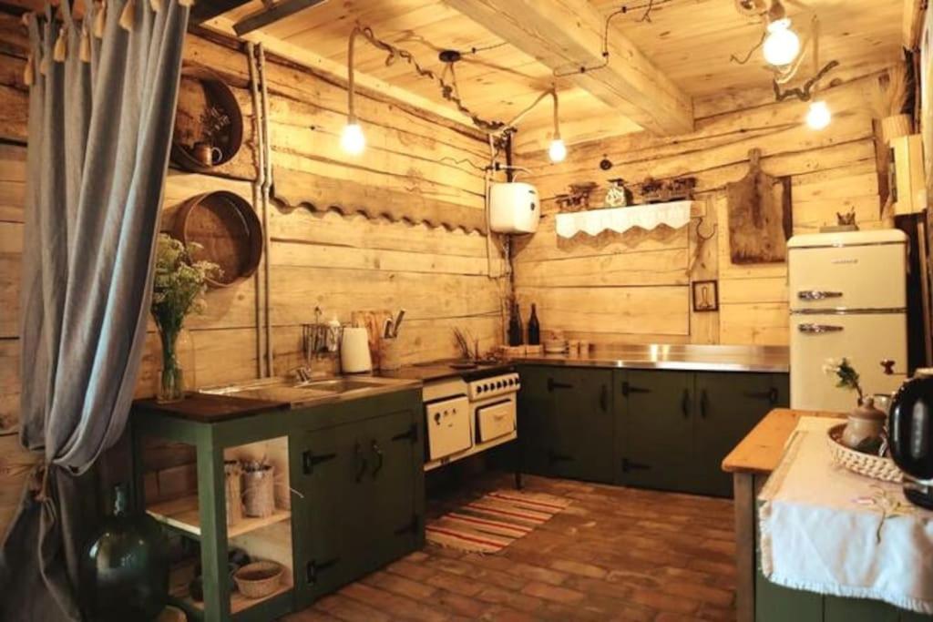 An authentic granary