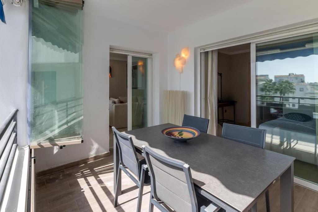 the diamond of banus with SEAVIEWS